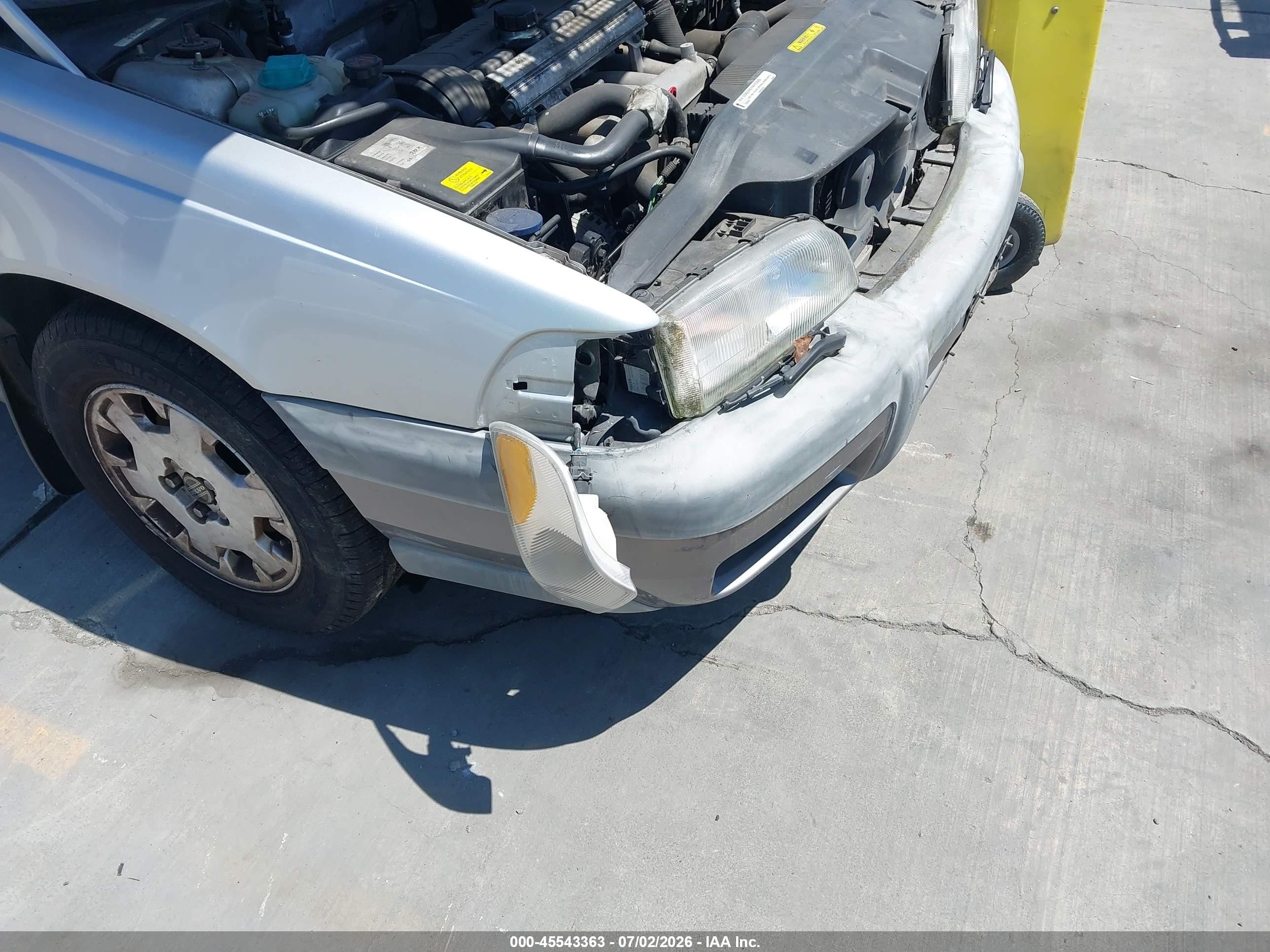 2000 Volvo V70 Xc/xc Se Silver vin: YV1LZ56D6Y2666350