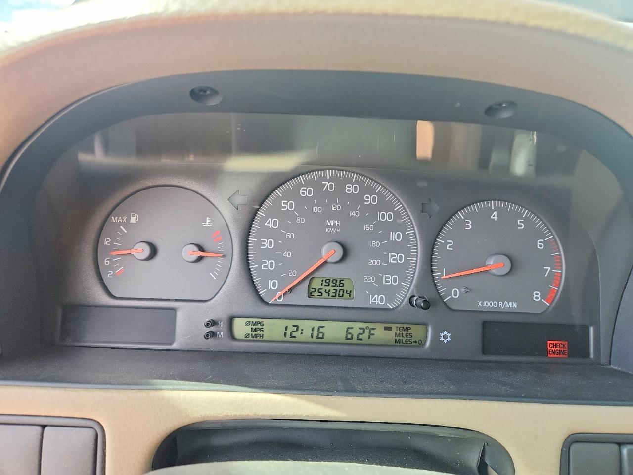 2000 Volvo V70 Xc Green vin: YV1LZ56D6Y2738809
