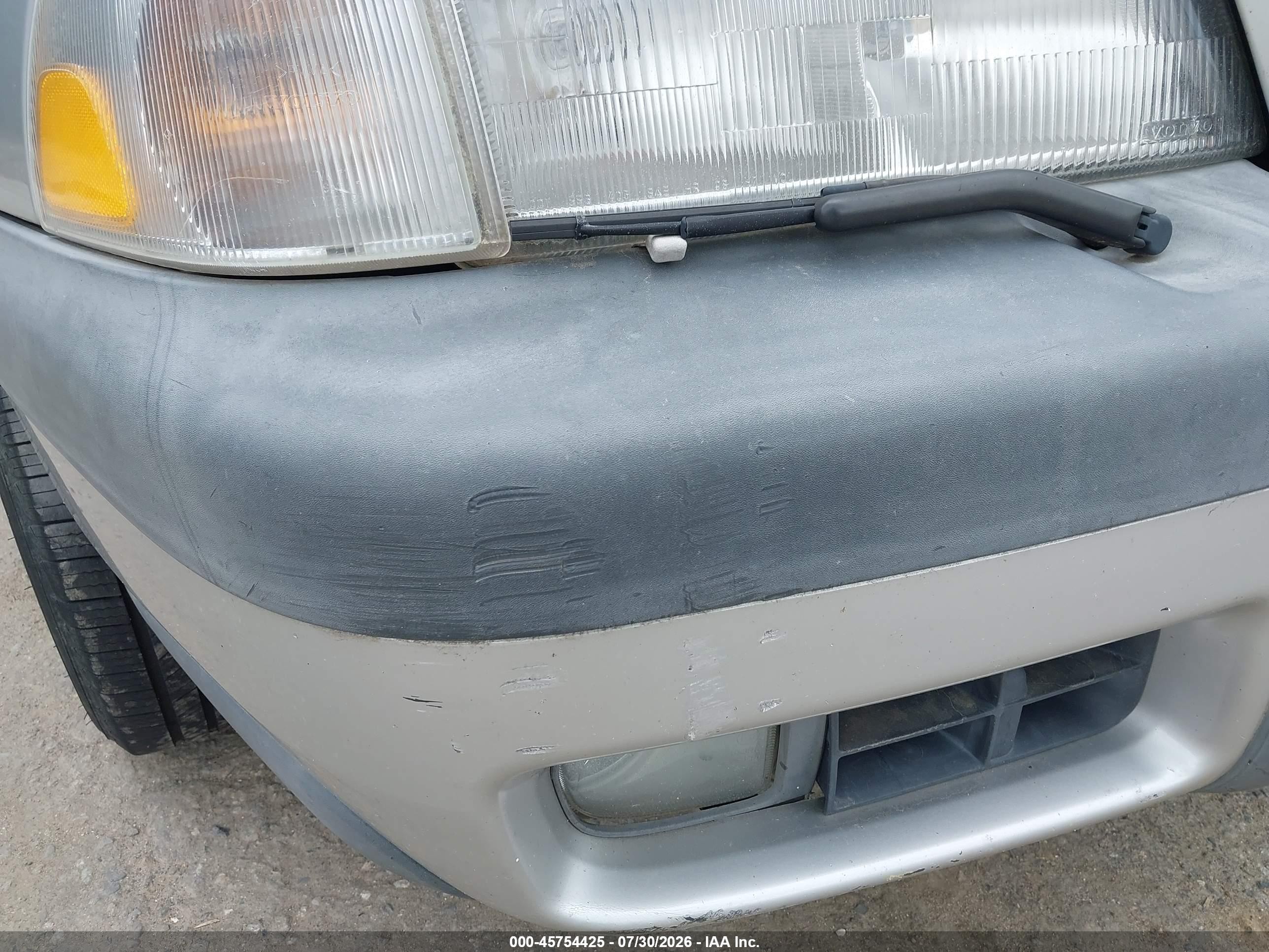 2000 Volvo V70 Xc/xc Se Silver vin: YV1LZ56D9Y2733247