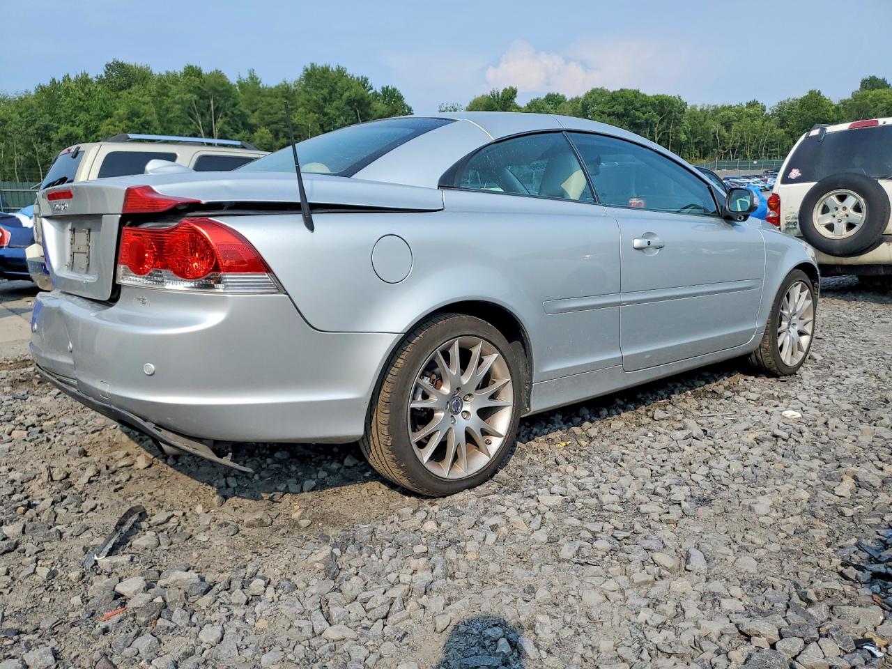 2008 Volvo C70 T5 Silver vin: YV1MC67208J044423