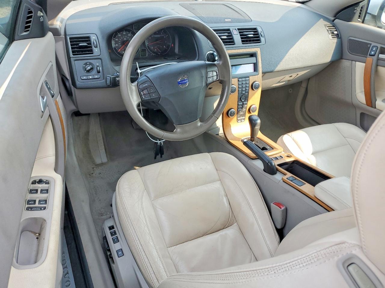 2008 Volvo C70 T5 Silver vin: YV1MC67208J044423