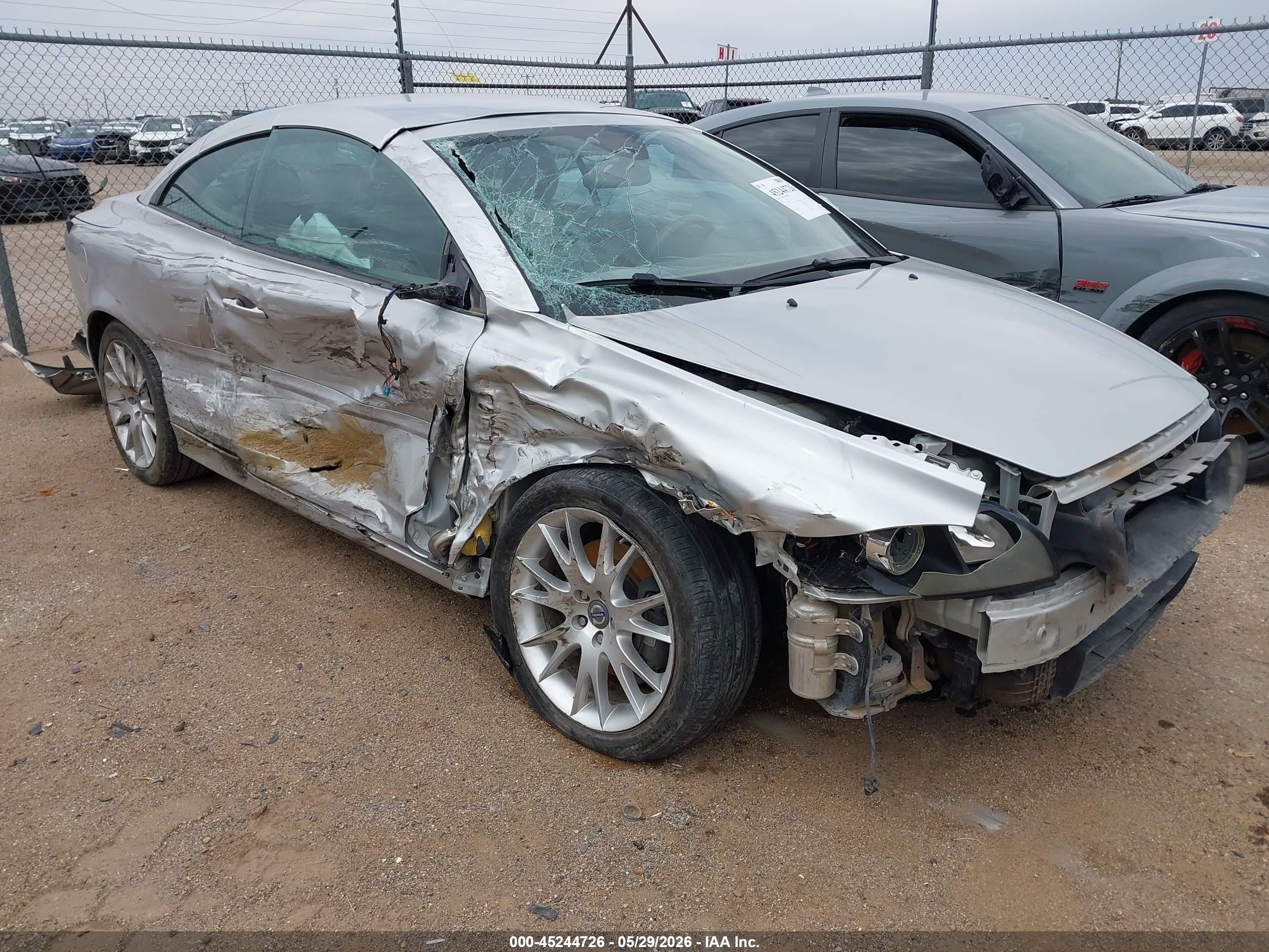 2008 Volvo C70 T5 Silver vin: YV1MC67208J052957