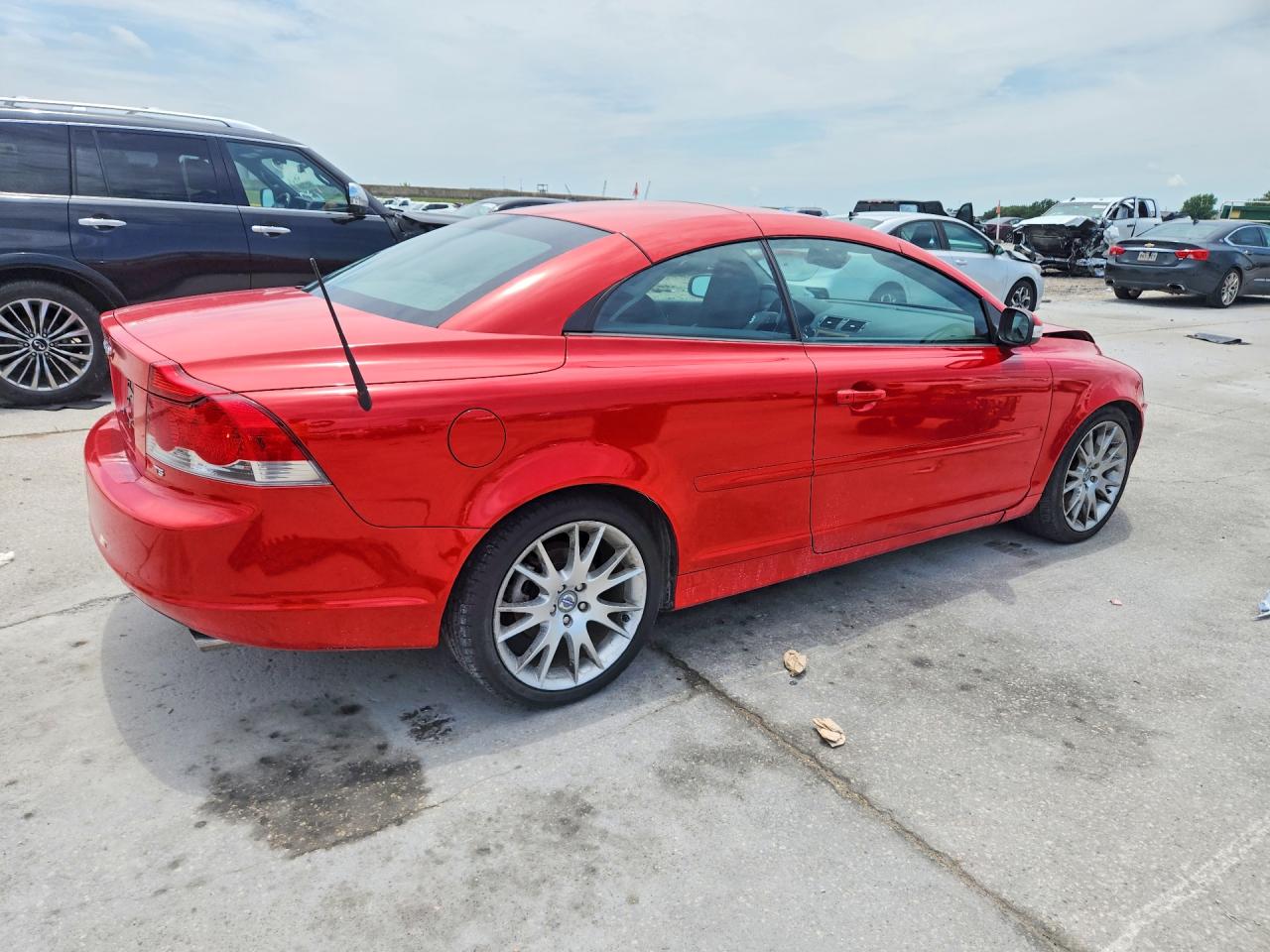2008 Volvo C70 T5 Red vin: YV1MC67208J053865