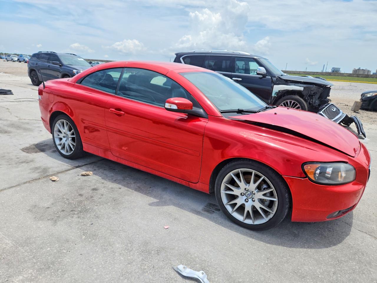 2008 Volvo C70 T5 Red vin: YV1MC67208J053865