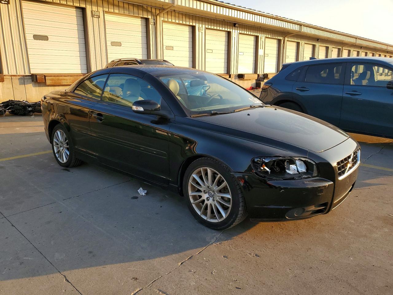 2008 Volvo C70 T5 Black vin: YV1MC67208J056555