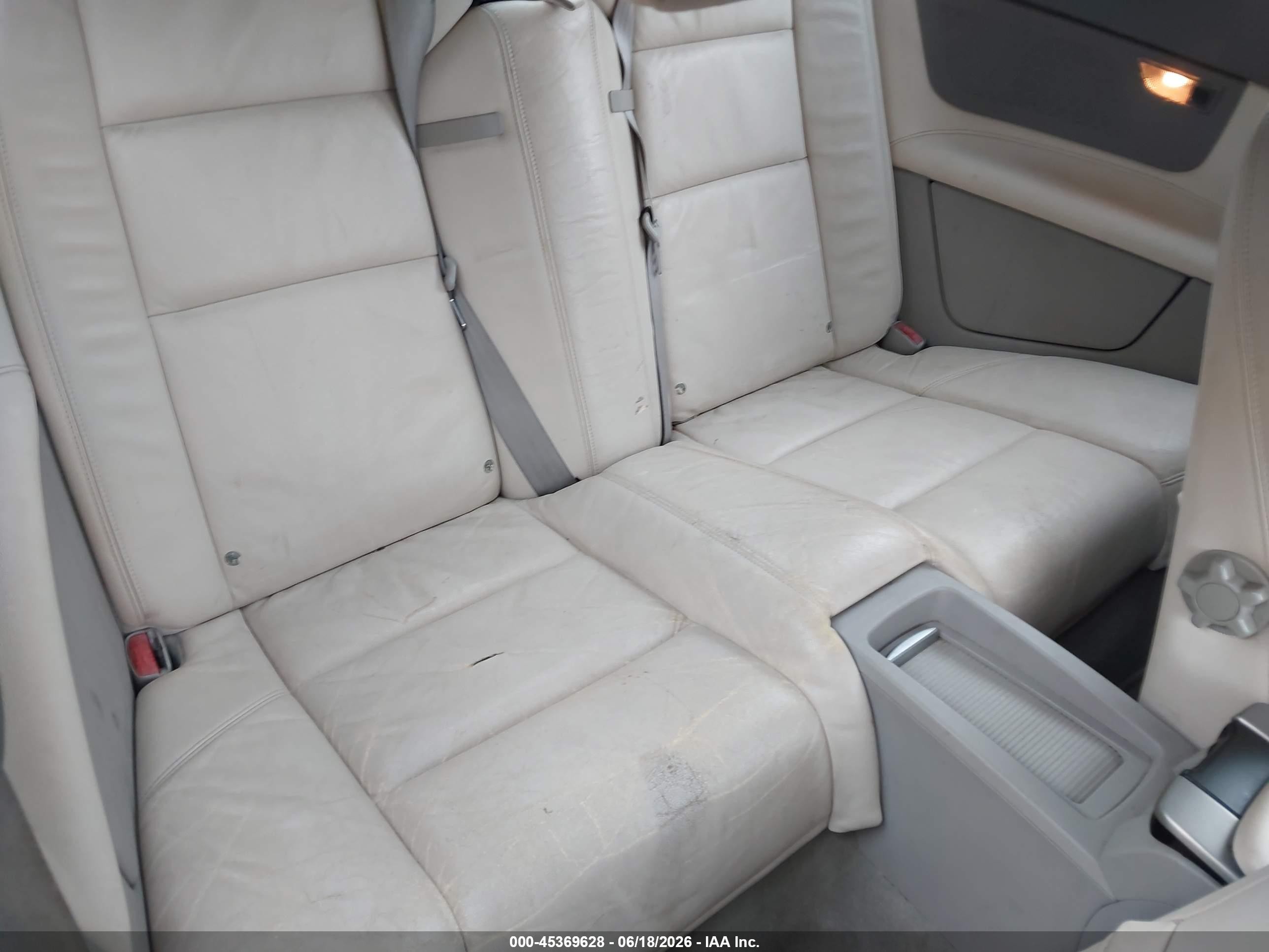 2009 Volvo C70 T5 Light Blue vin: YV1MC67209J075415