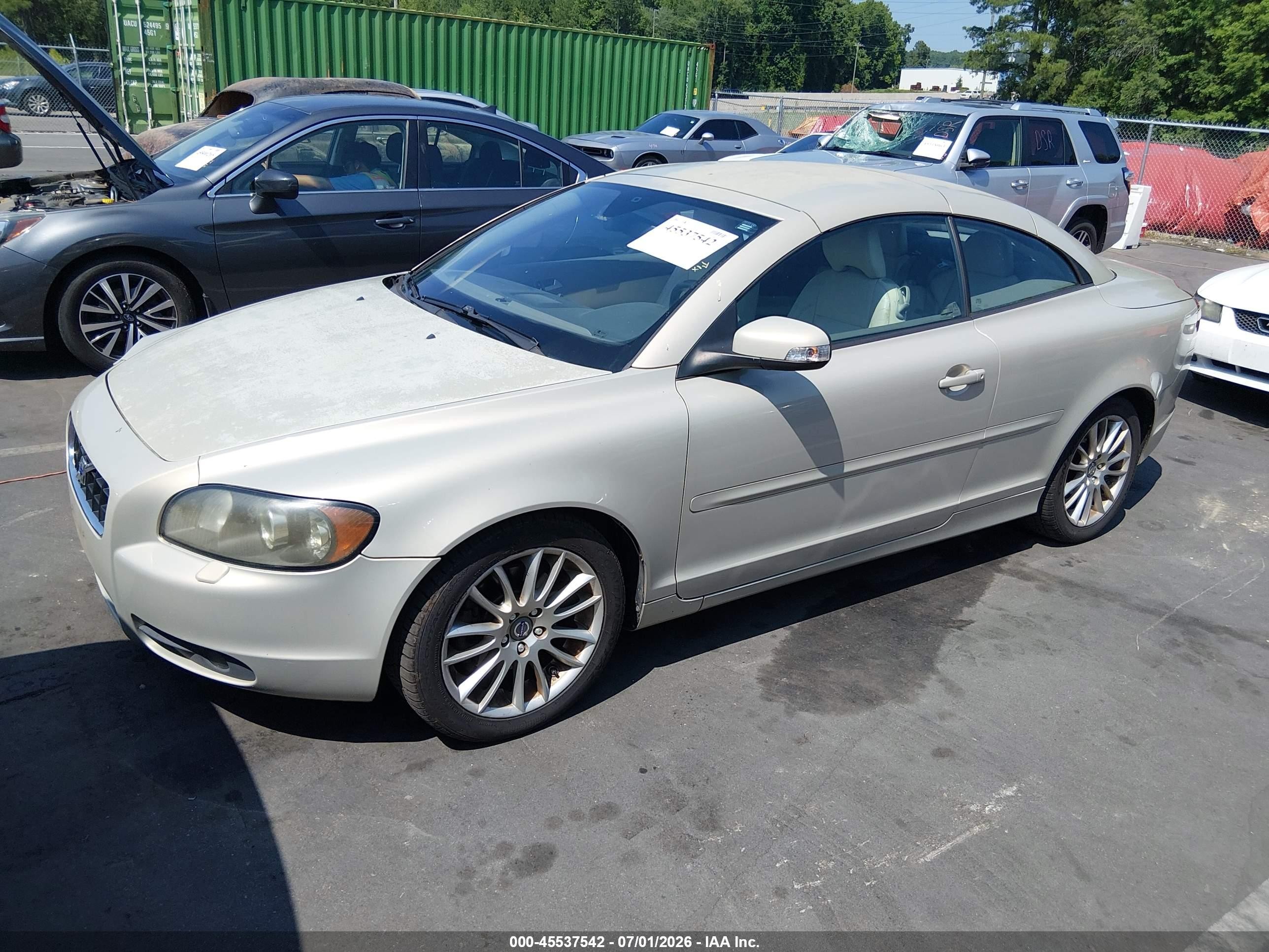 2008 Volvo C70 T5 M Tan vin: YV1MC67218J046410