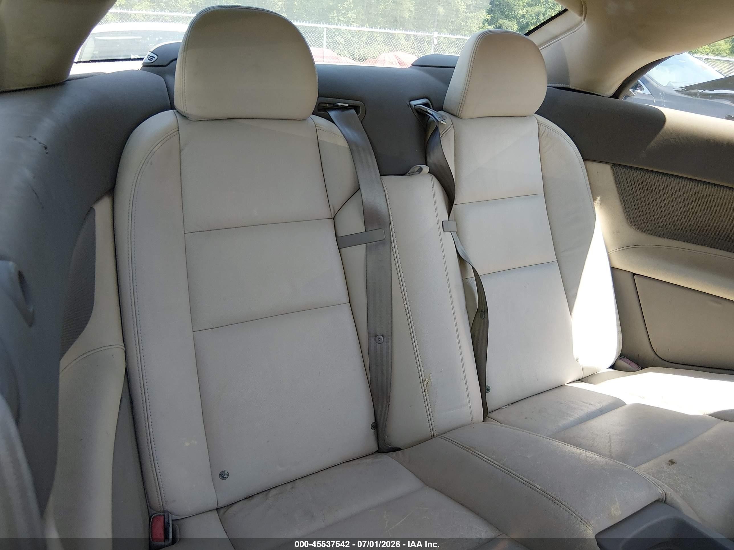 2008 Volvo C70 T5 M Tan vin: YV1MC67218J046410