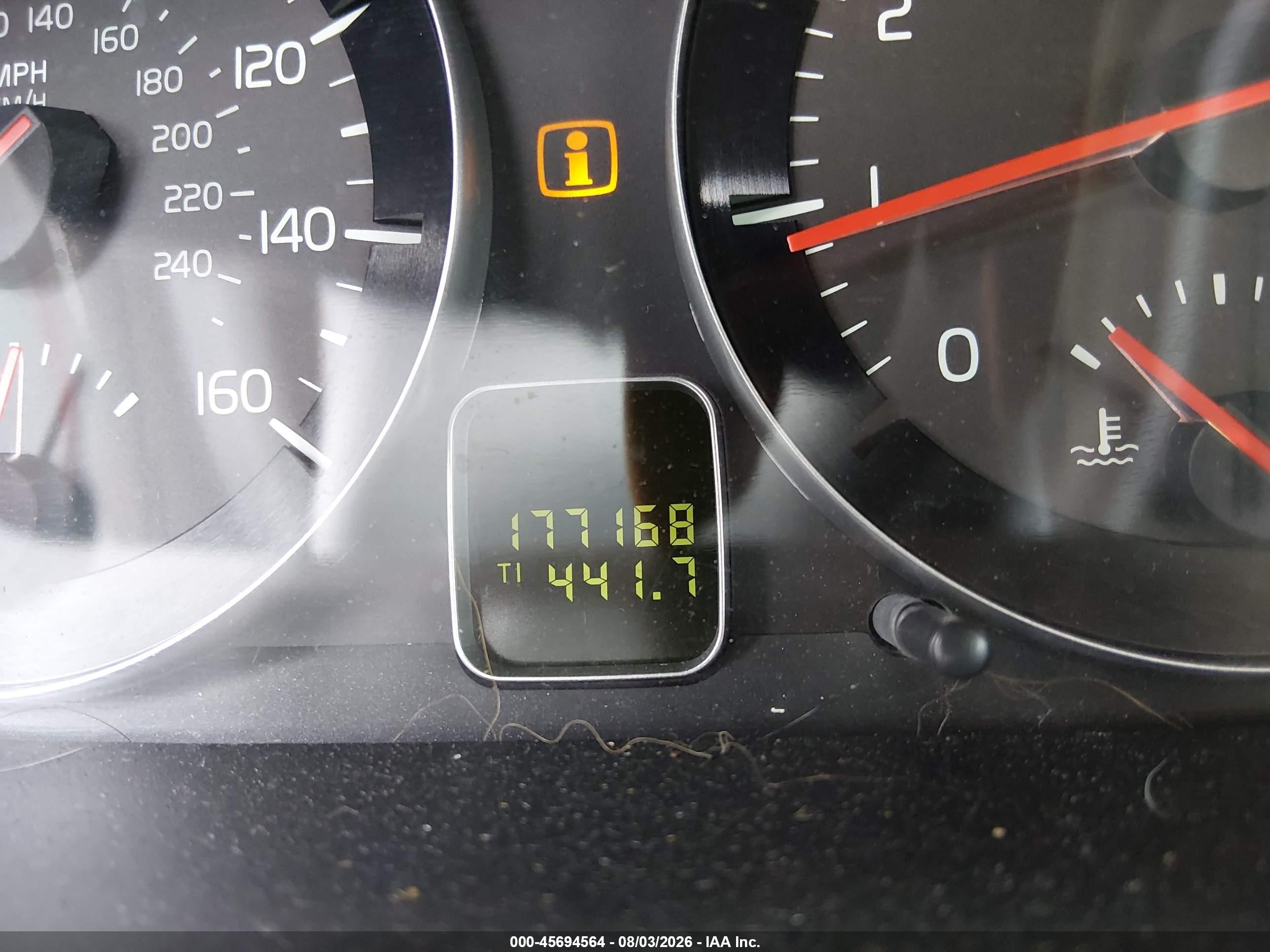 2008 Volvo C70 T5 M Black vin: YV1MC67218J054913