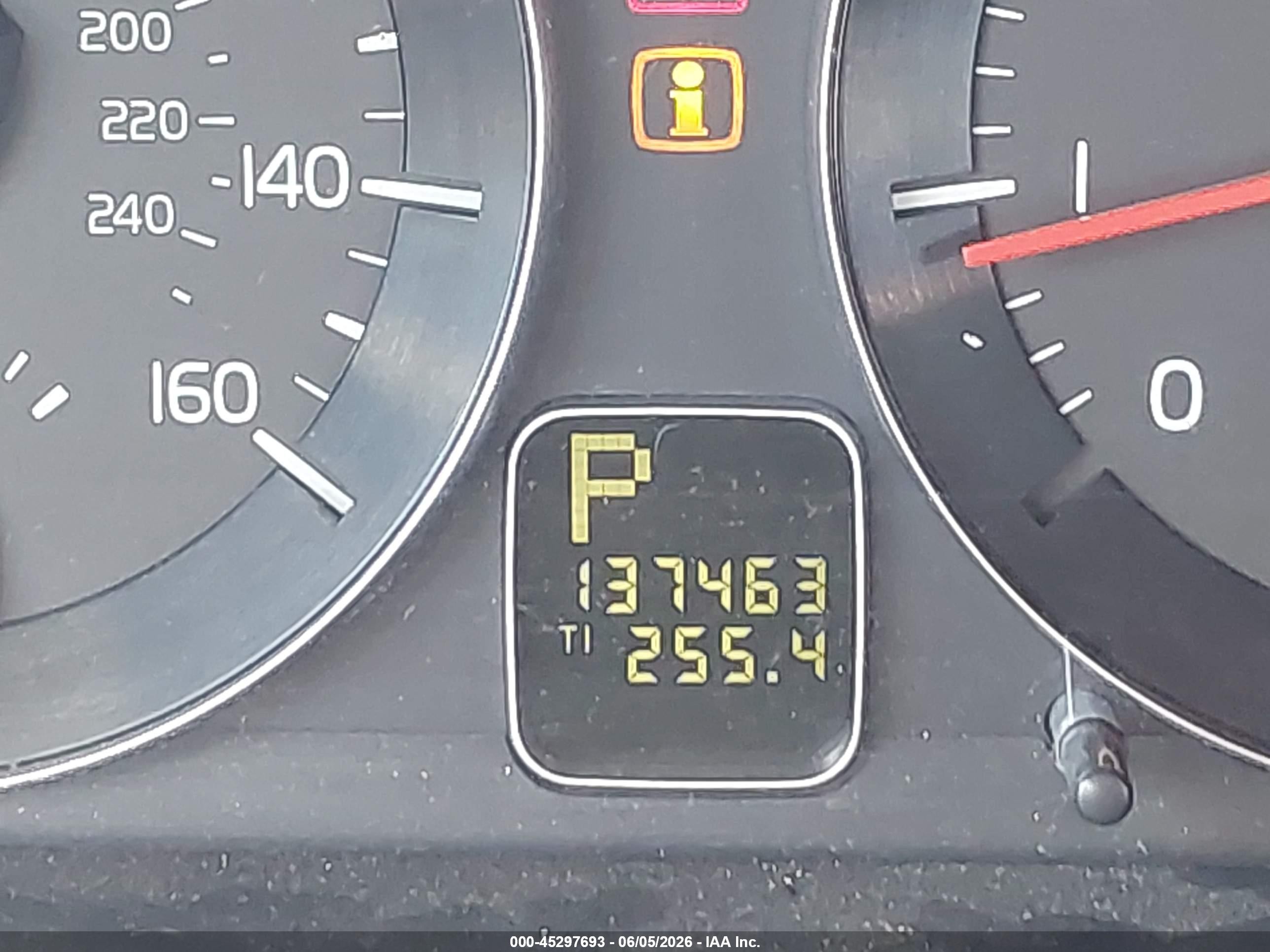 2008 Volvo C70 T5 Black vin: YV1MC67238J051933