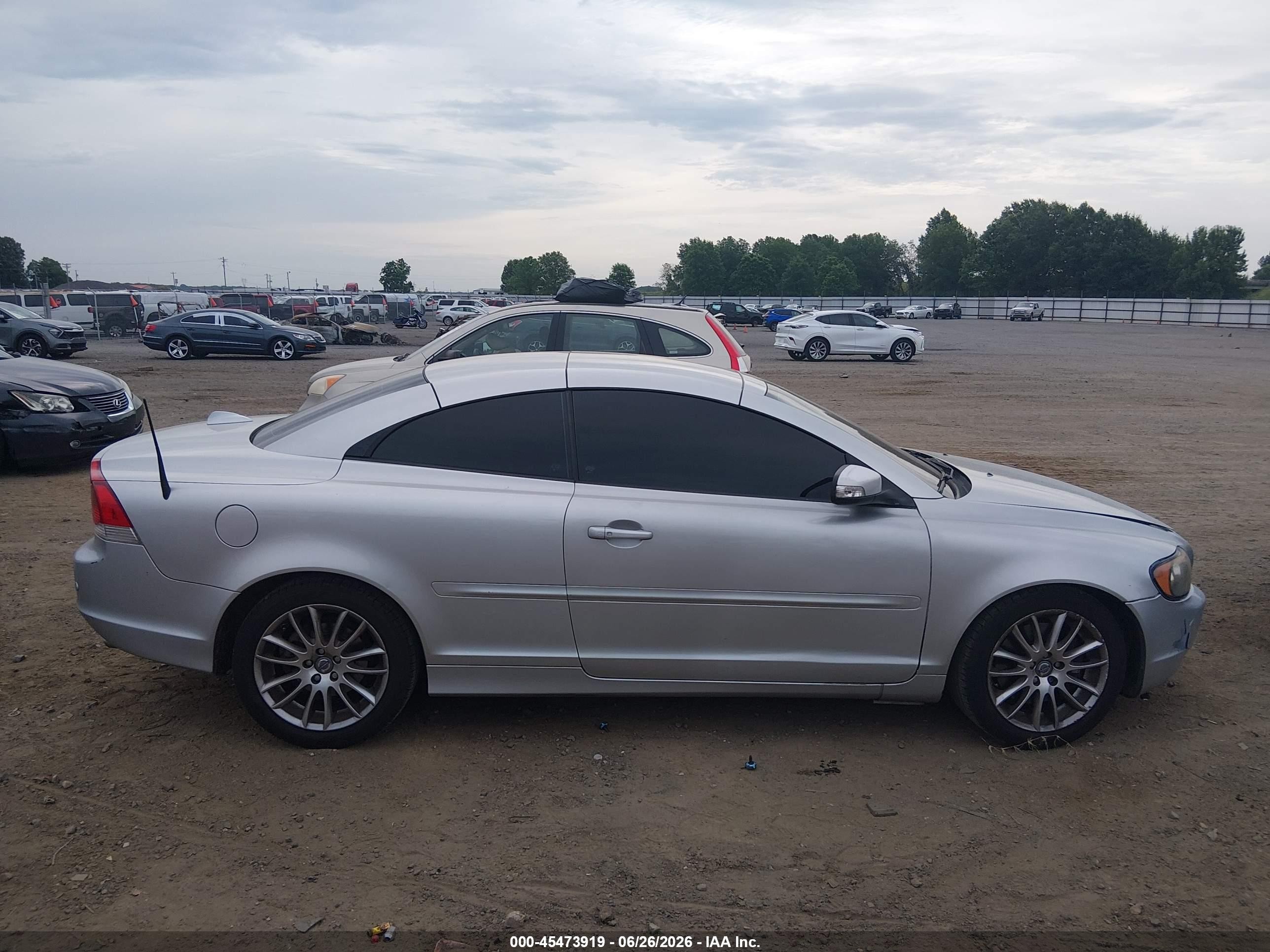 2008 Volvo C70 T5 M Silver vin: YV1MC67238J052791
