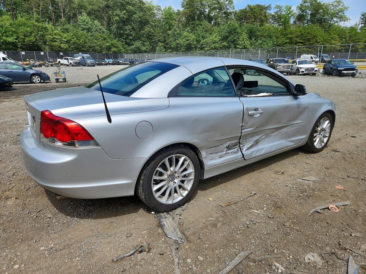 2008 Volvo C70 Silver vin: YV1MC67248J040651