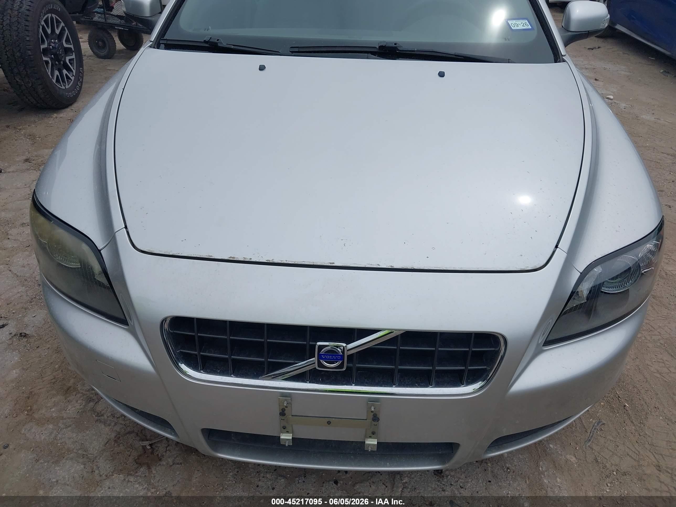 2008 Volvo C70 T5 Silver vin: YV1MC67248J052640