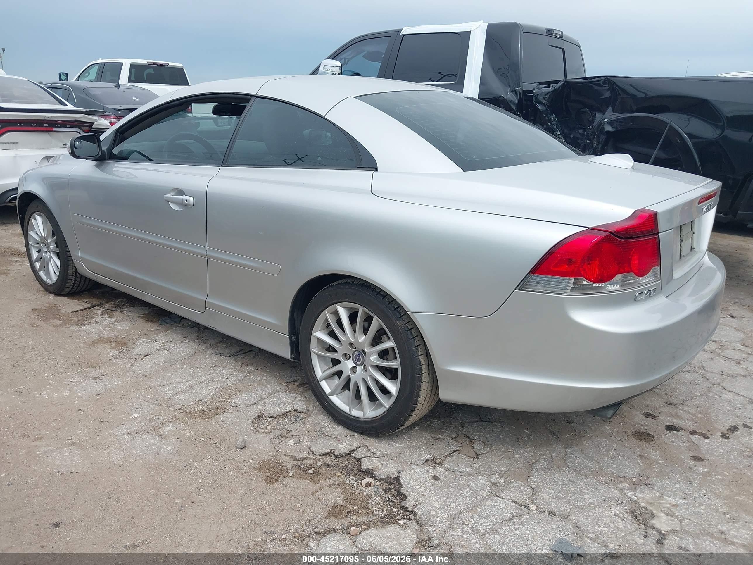 2008 Volvo C70 T5 Silver vin: YV1MC67248J052640