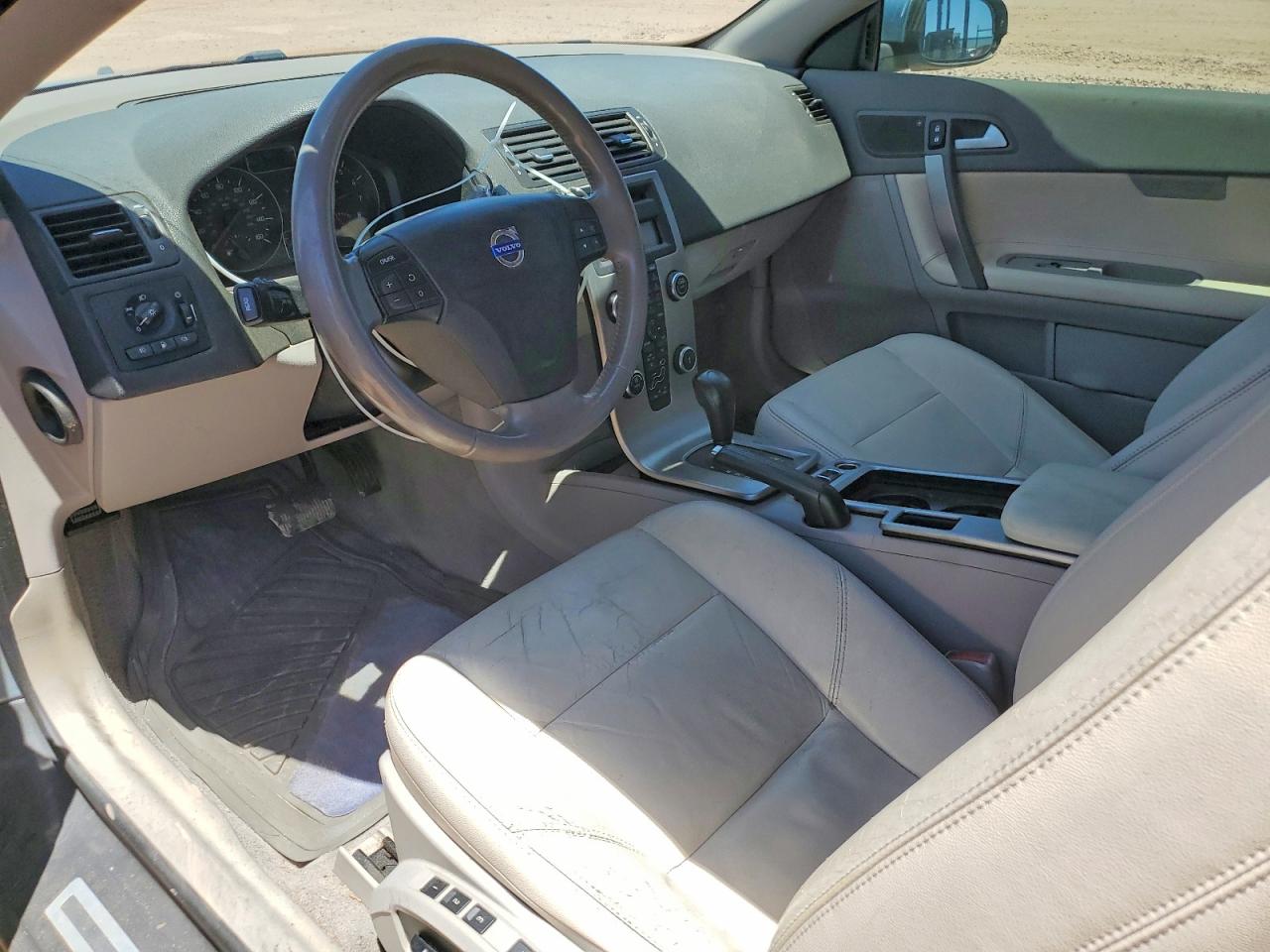 2008 Volvo C70 Blue vin: YV1MC67258J048807