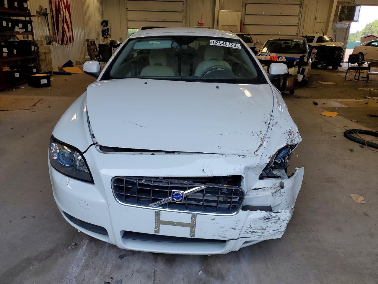 2008 Volvo C70 T5 White vin: YV1MC67258J049505