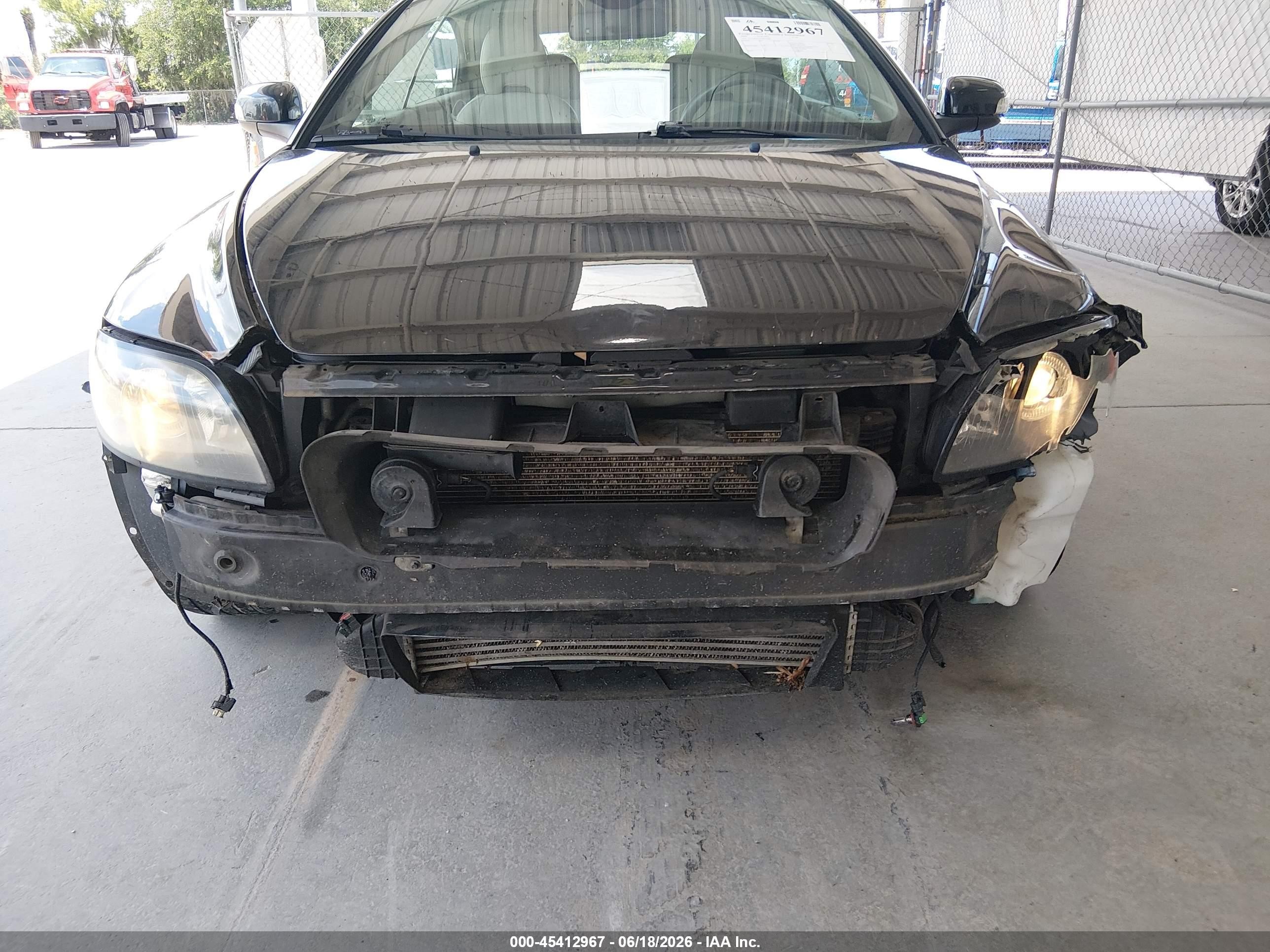 2009 Volvo C70 T5 Black vin: YV1MC67269J072695