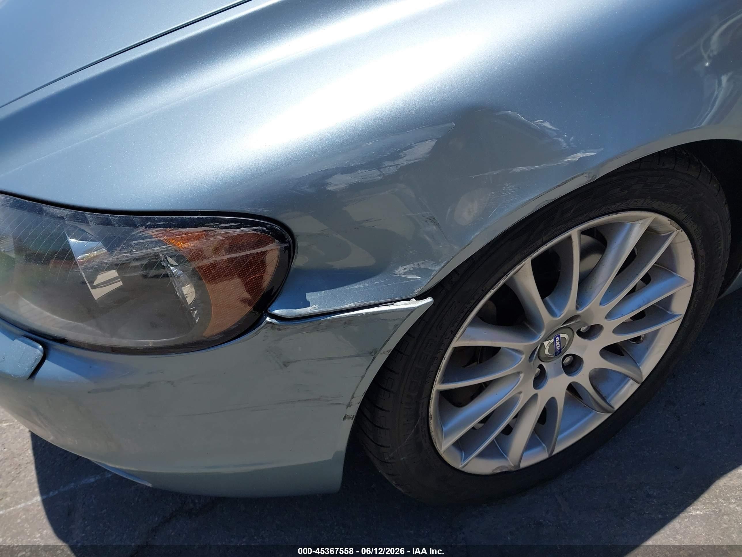 2009 Volvo C70 T5 Silver vin: YV1MC67279J072642