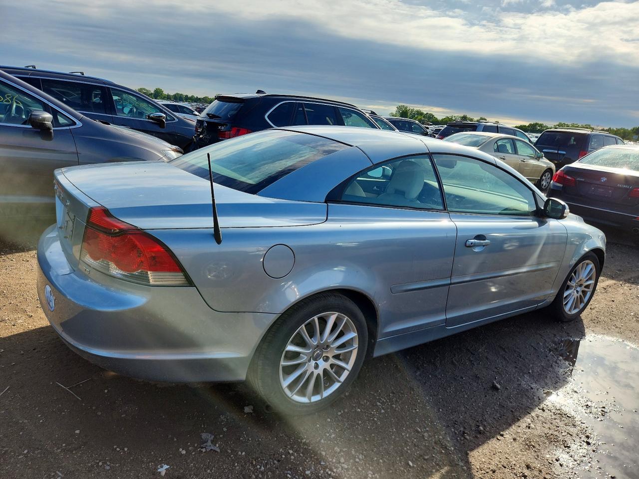 2009 Volvo C70 T5 Blue vin: YV1MC67279J076710