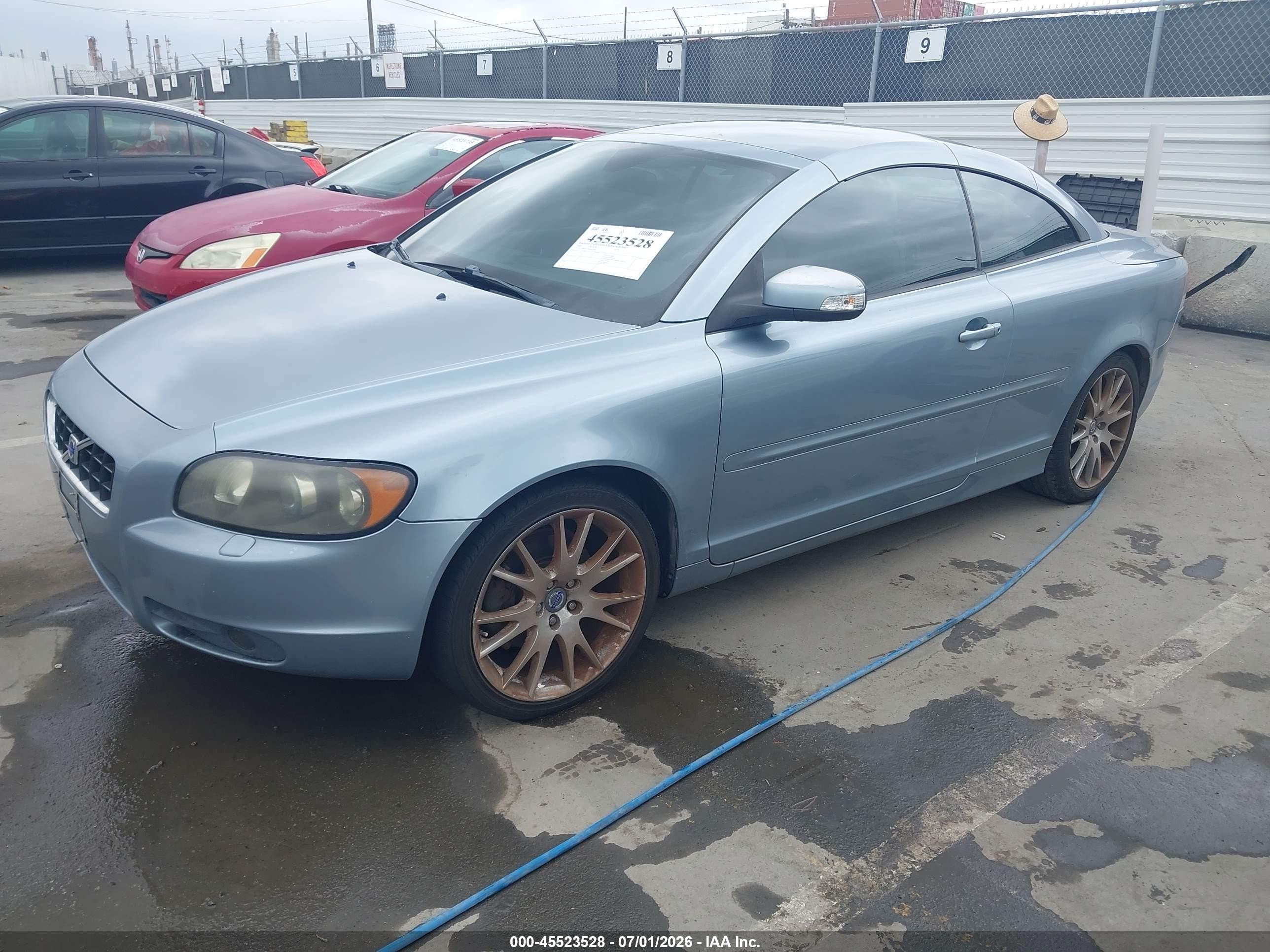 2008 Volvo C70 T5 M Blue vin: YV1MC67288J042483