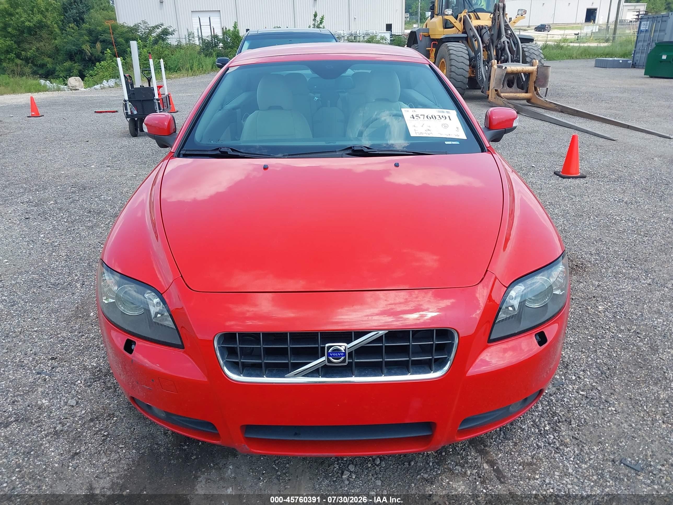 2008 Volvo C70 T5 M Red vin: YV1MC67288J050485