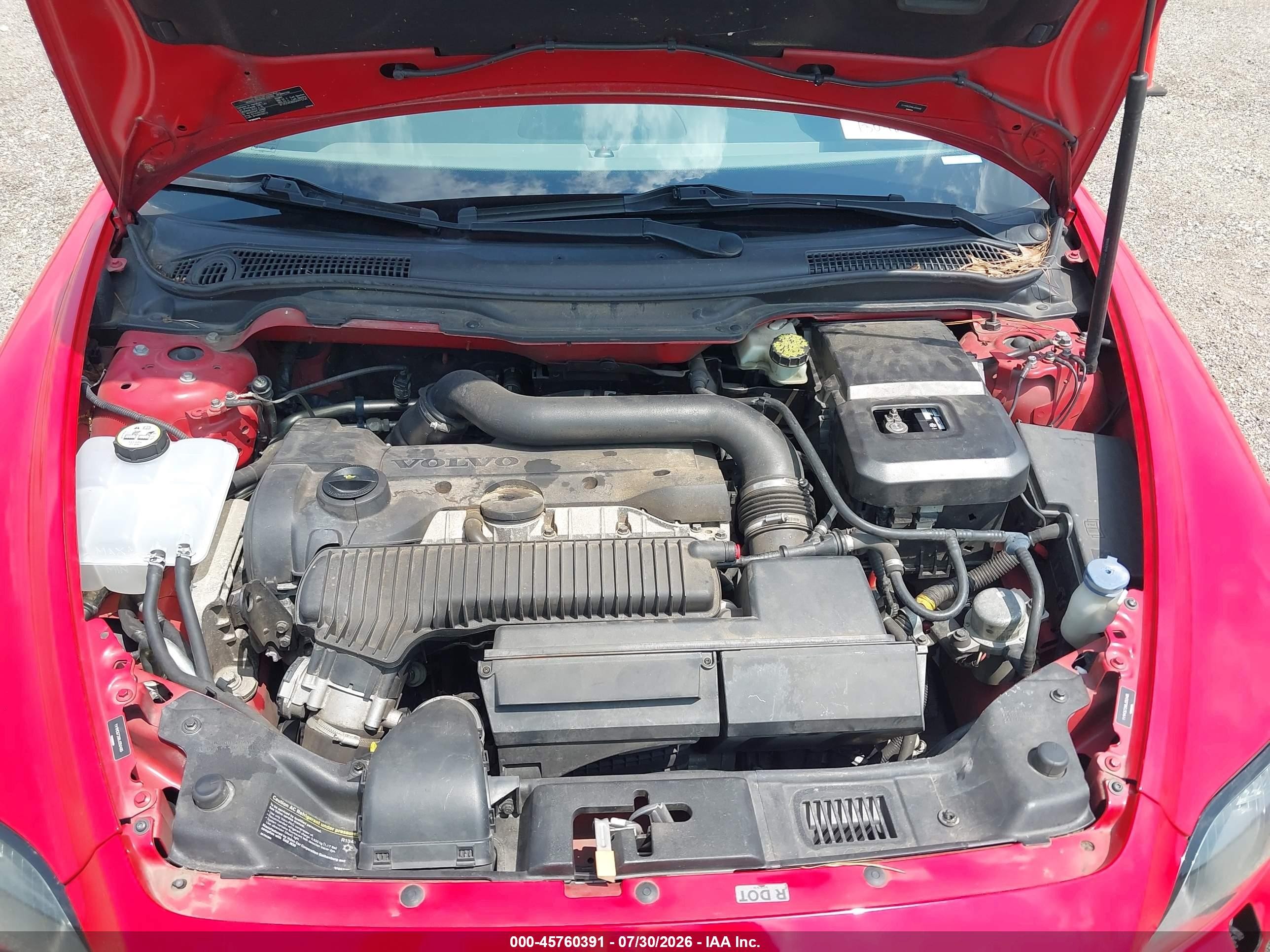 2008 Volvo C70 T5 M Red vin: YV1MC67288J050485