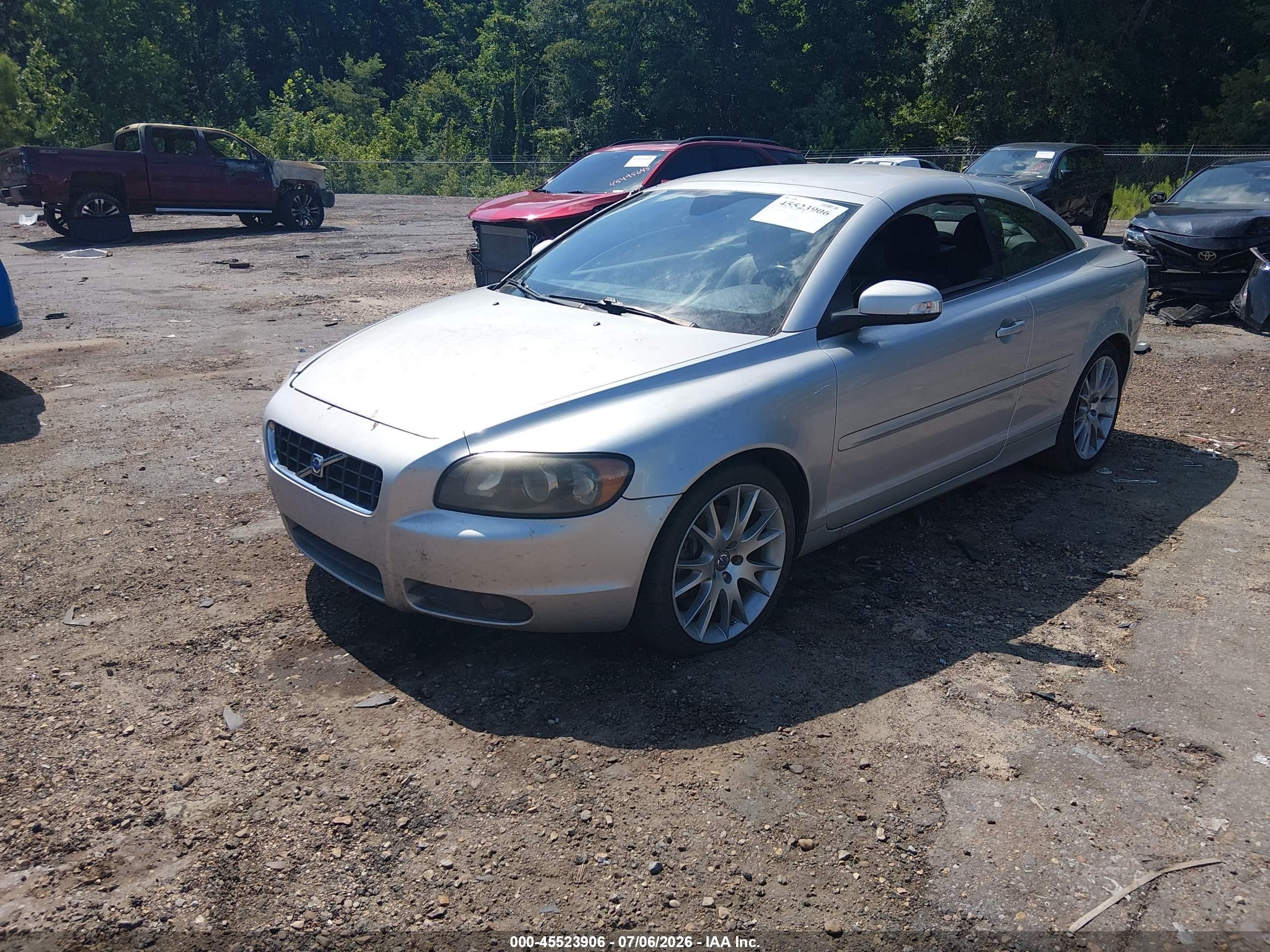 2008 Volvo C70 T5 M Silver vin: YV1MC67288J053015