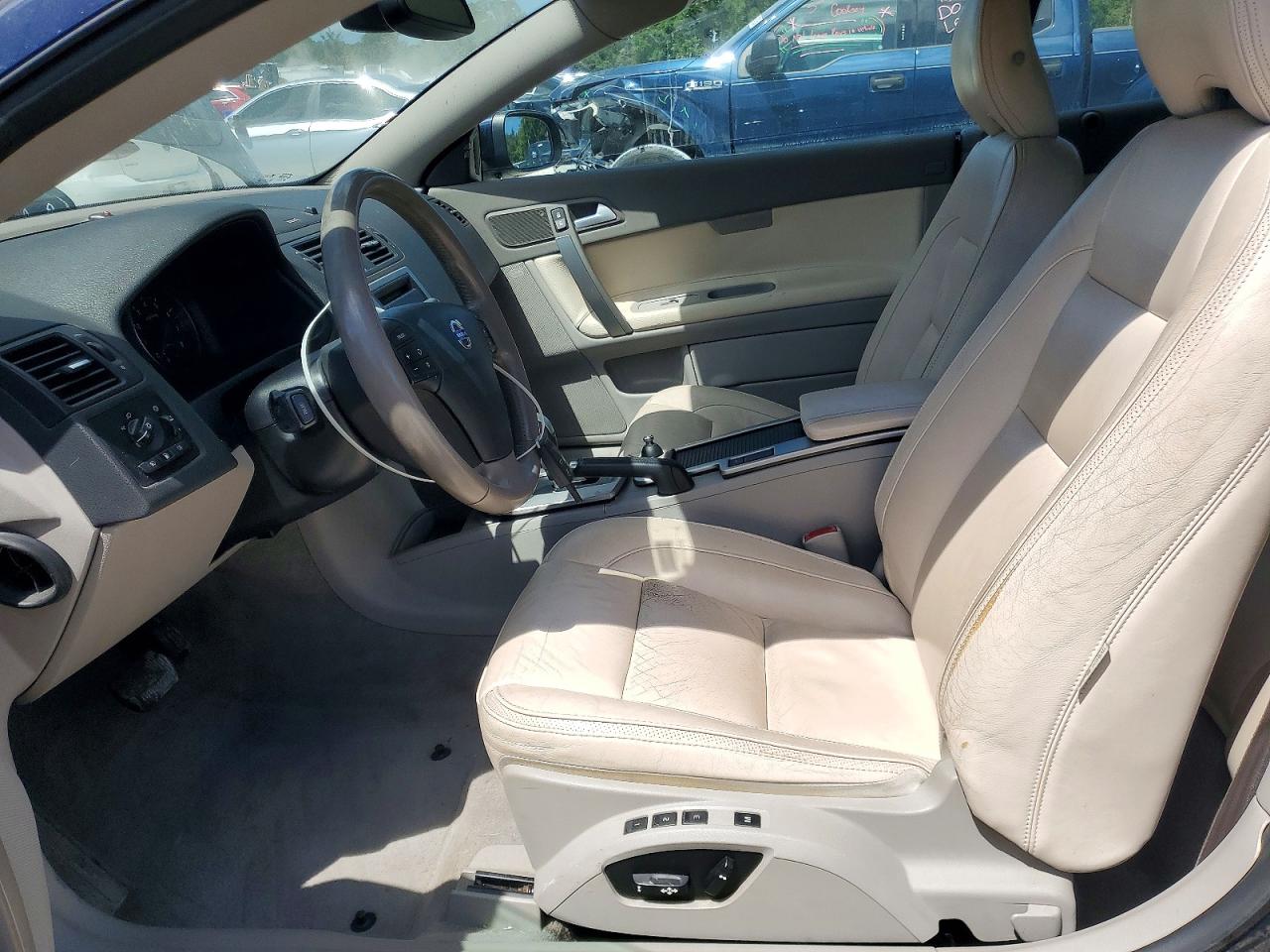 2009 Volvo C70 T5 Blue vin: YV1MC67299J075042