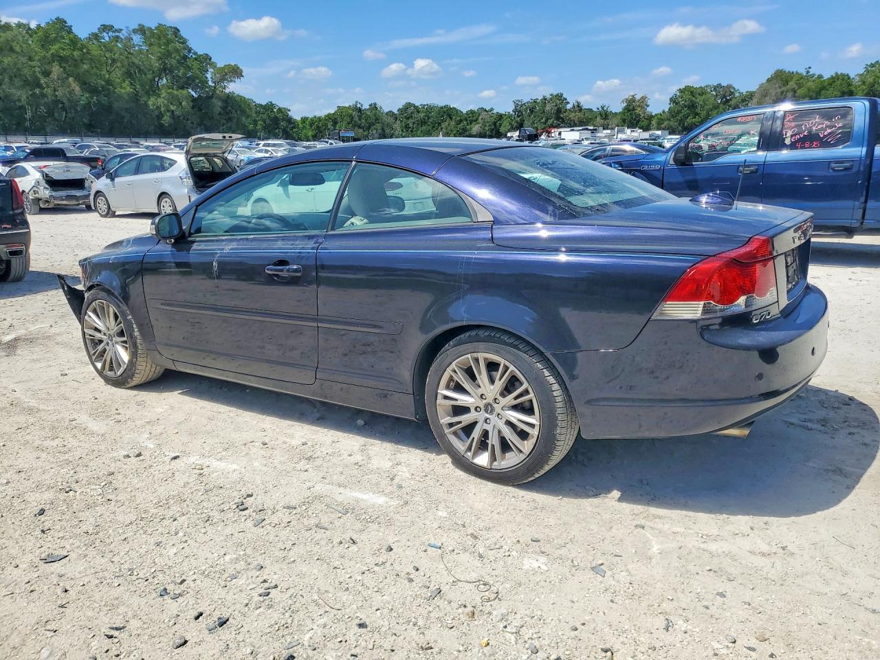 2009 Volvo C70 T5 Blue vin: YV1MC67299J075042