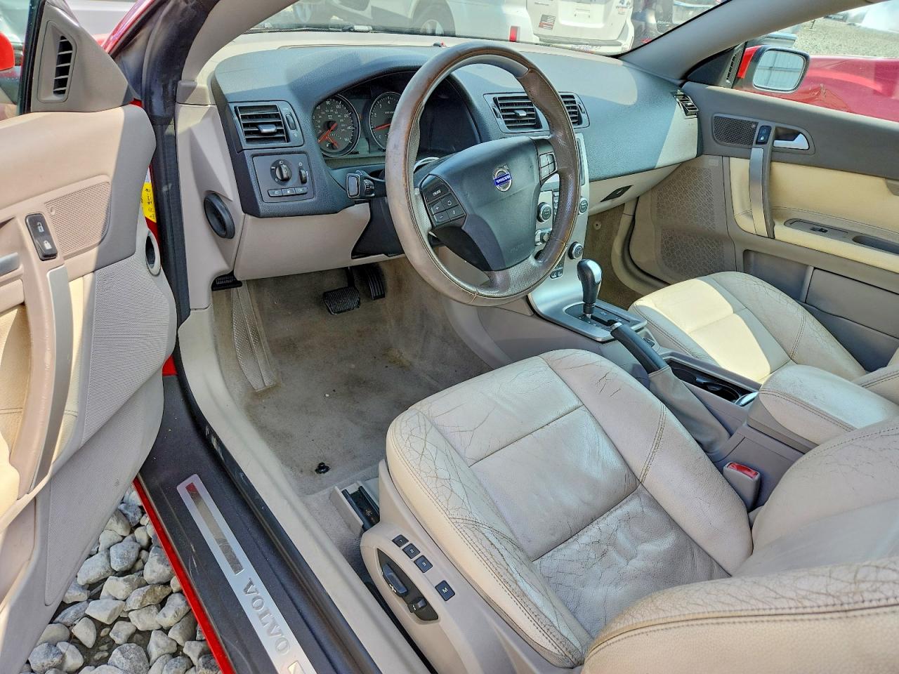 2007 Volvo C70 T5 Red vin: YV1MC68217J011072
