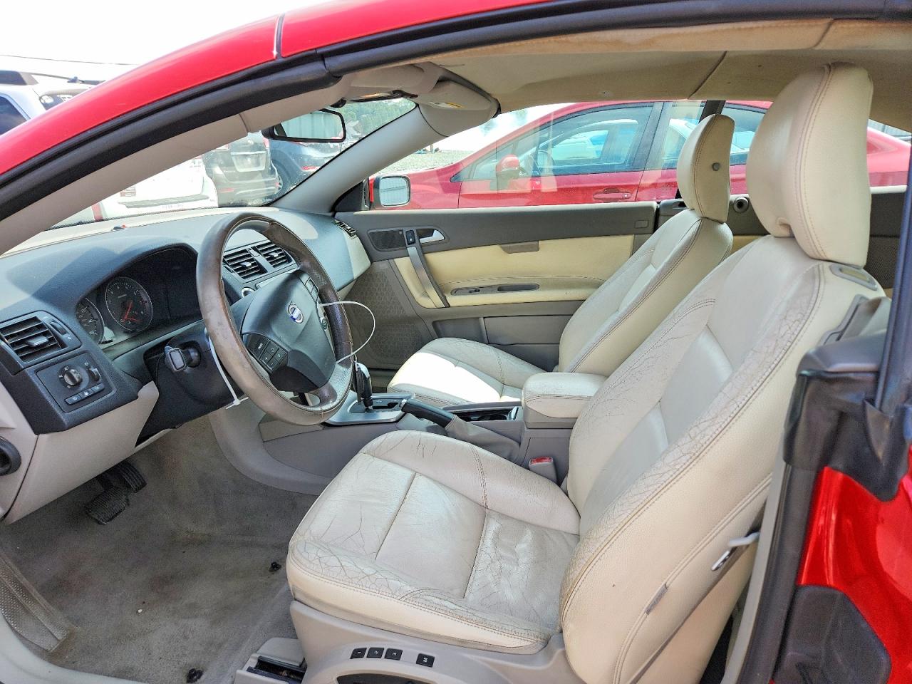 2007 Volvo C70 T5 Red vin: YV1MC68217J011072