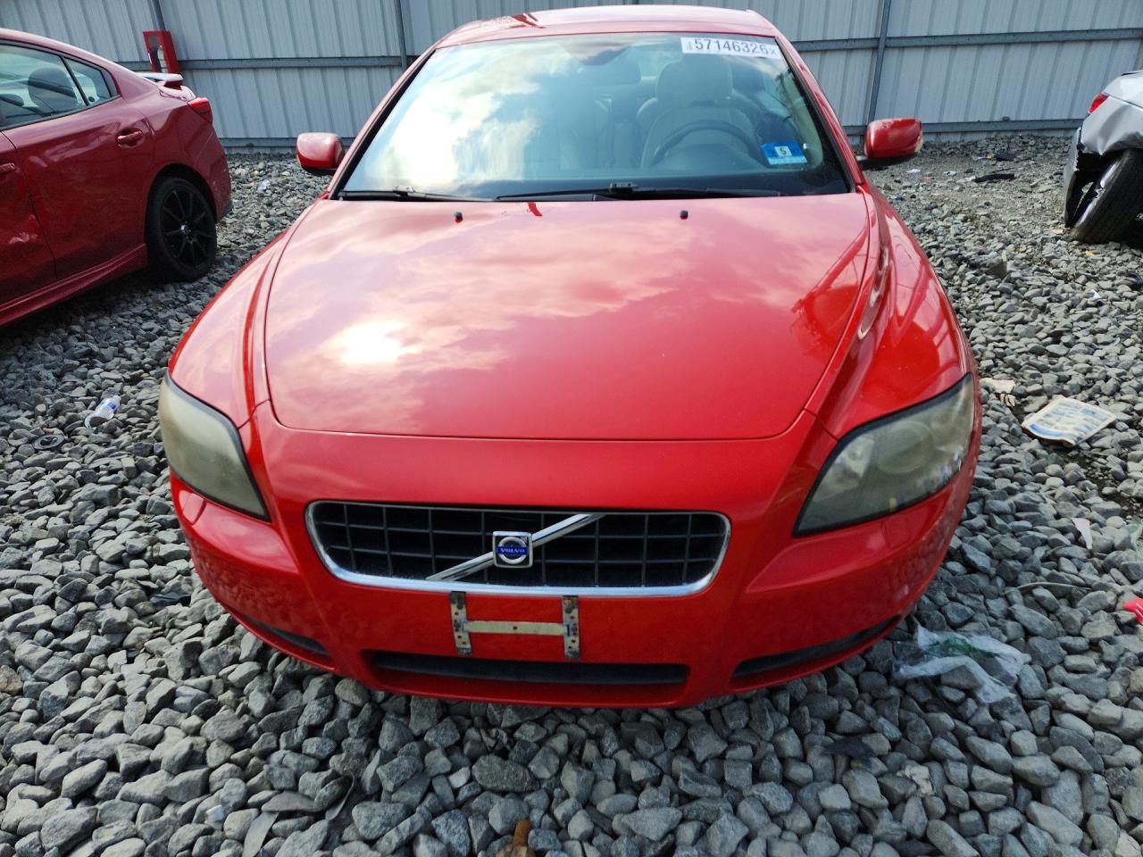 2007 Volvo C70 T5 Red vin: YV1MC68217J011072