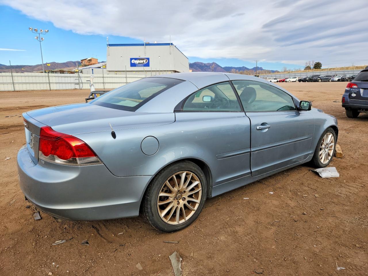 2007 Volvo C70 T5 Blue vin: YV1MC68247J015651