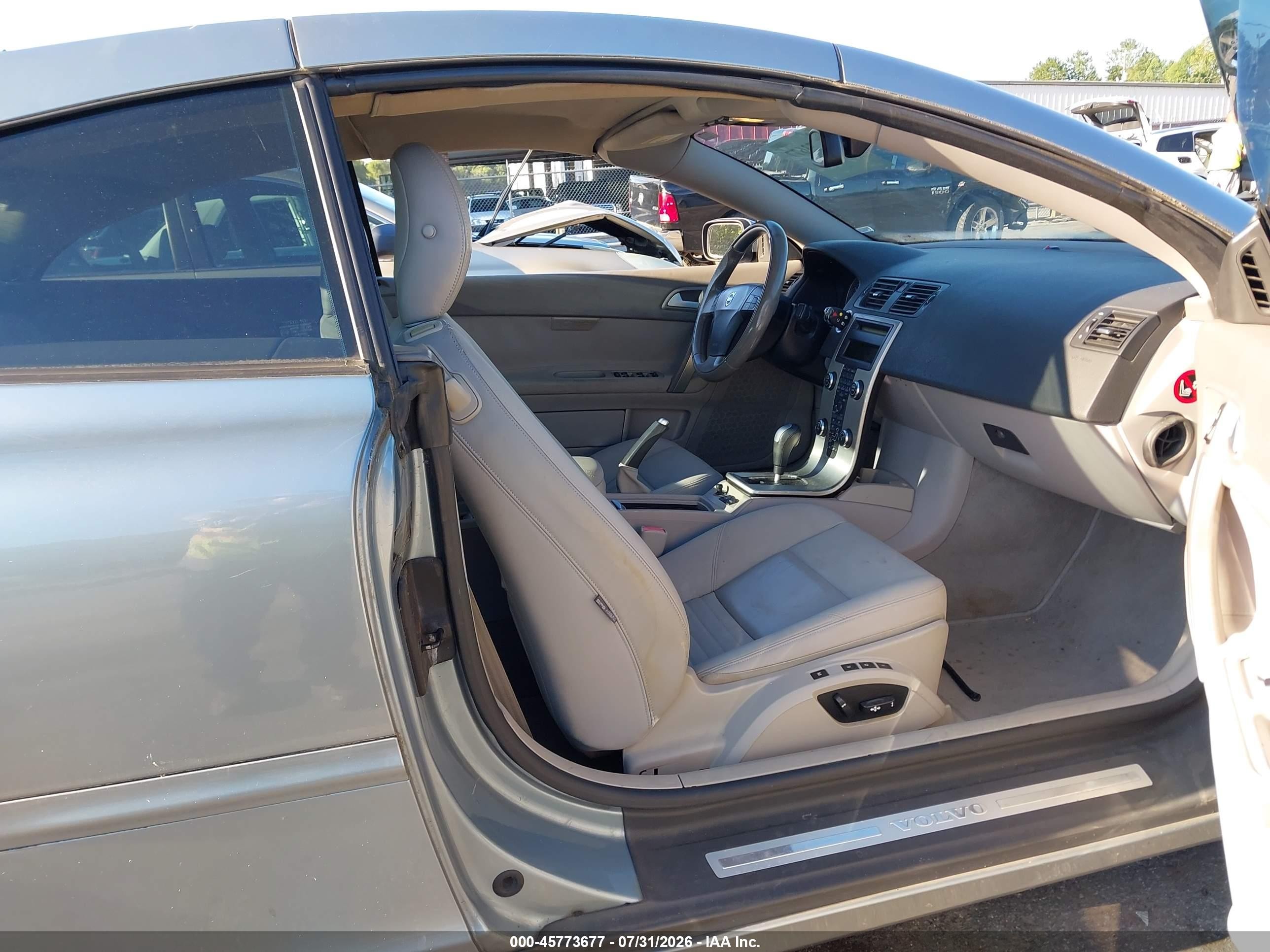 2007 Volvo C70 T5 Gray vin: YV1MC68257J017702