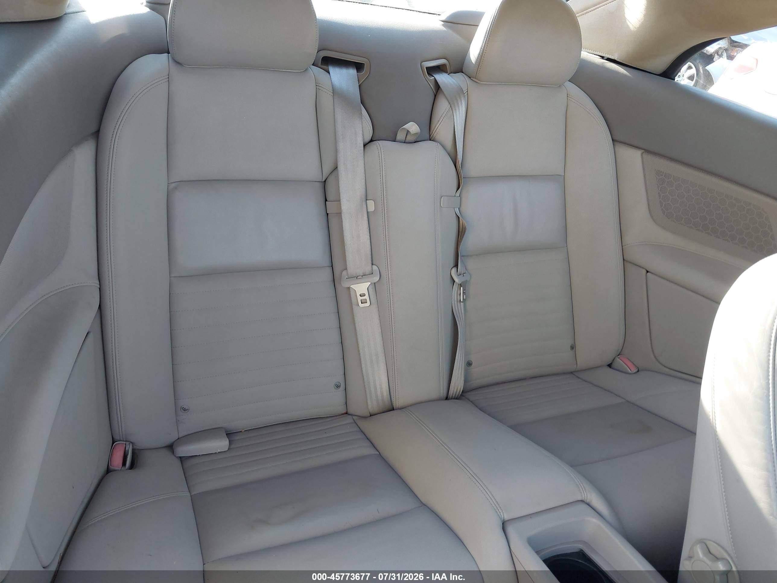 2007 Volvo C70 T5 Gray vin: YV1MC68257J017702