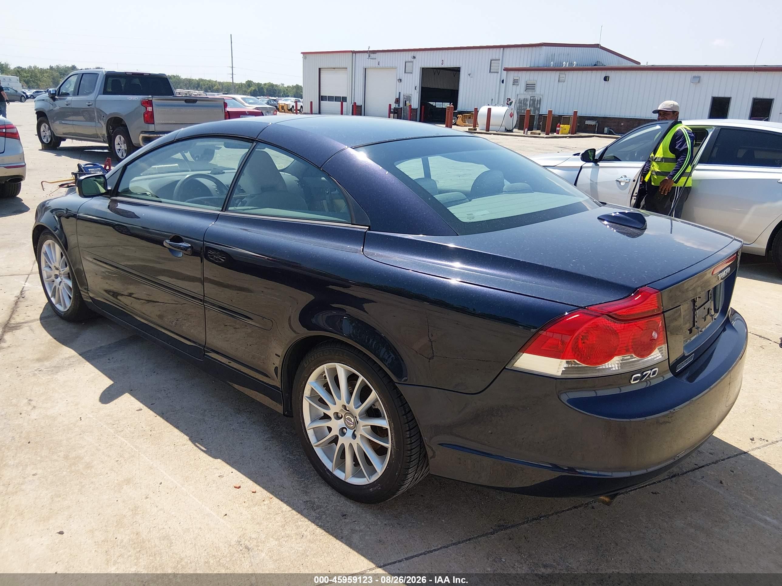 2007 Volvo C70 T5 Синий vin: YV1MC68297J024572
