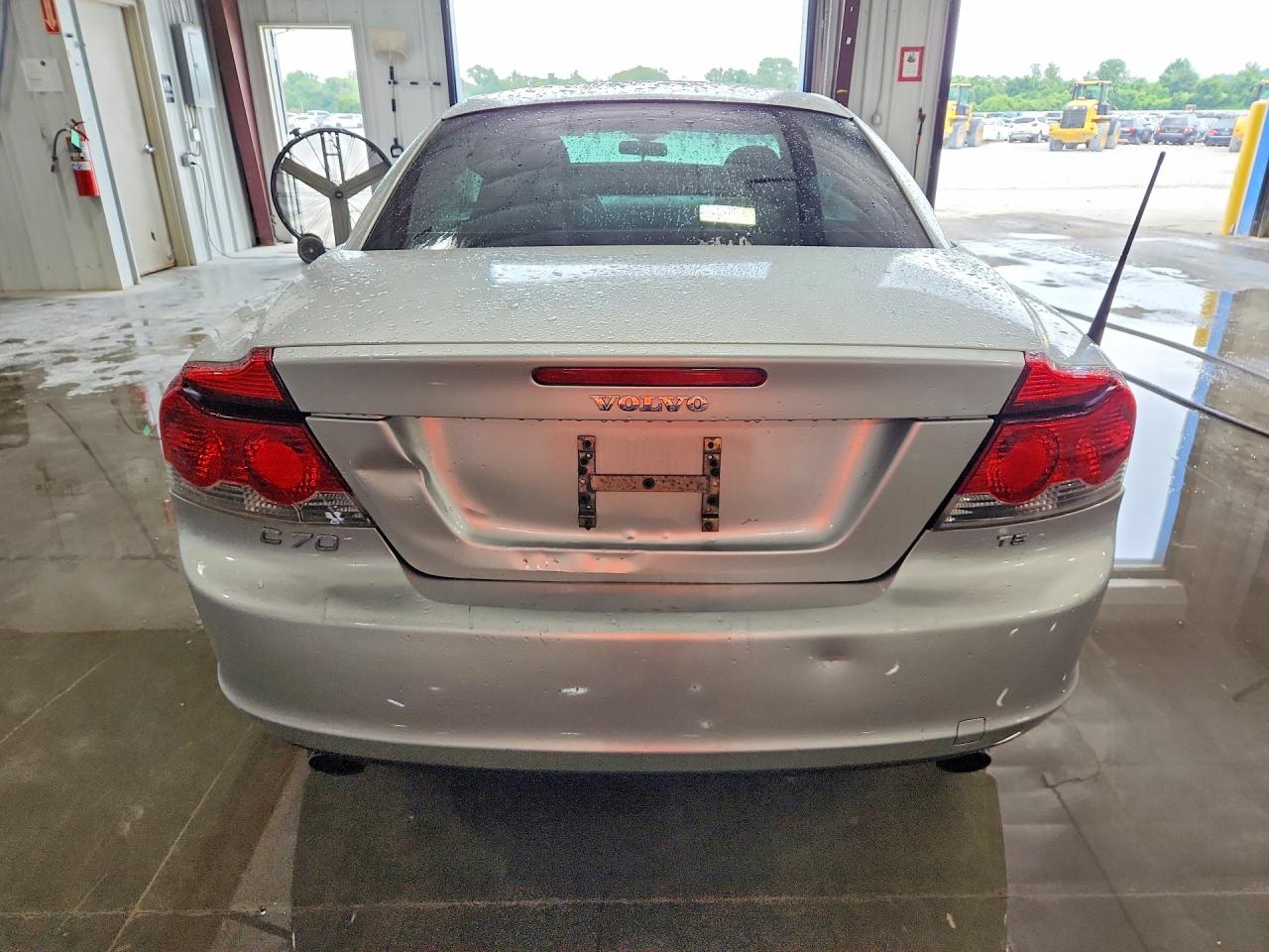 2007 Volvo C70 T5 Silver vin: YV1MC682X7J010728
