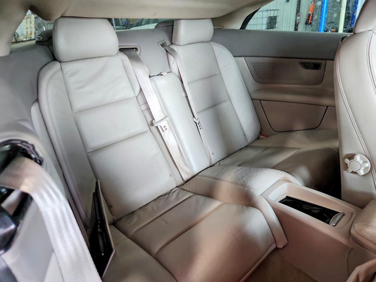 2007 Volvo C70 T5 Silver vin: YV1MC682X7J010728