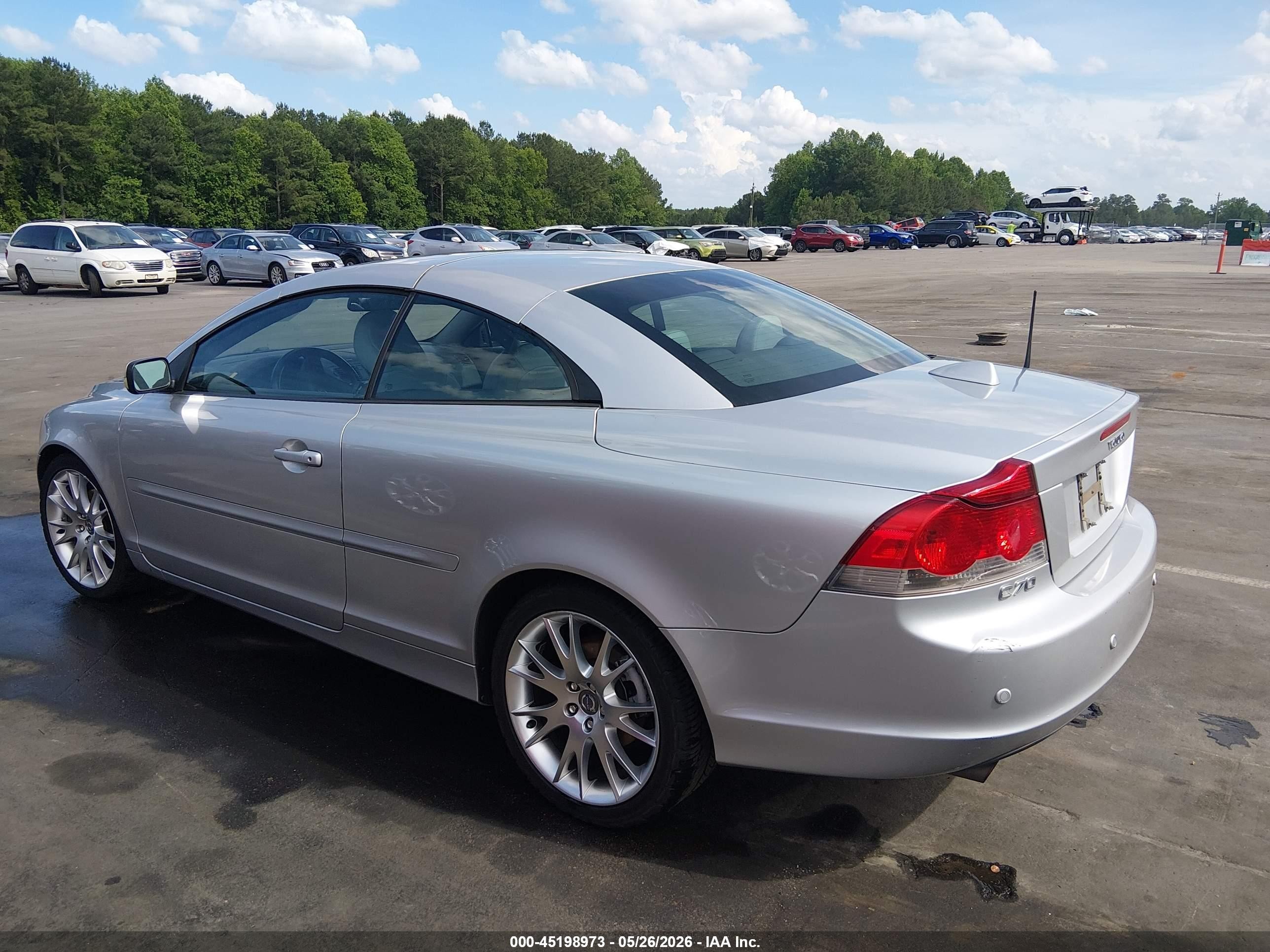 2007 Volvo C70 T5 Silver vin: YV1MC682X7J014357