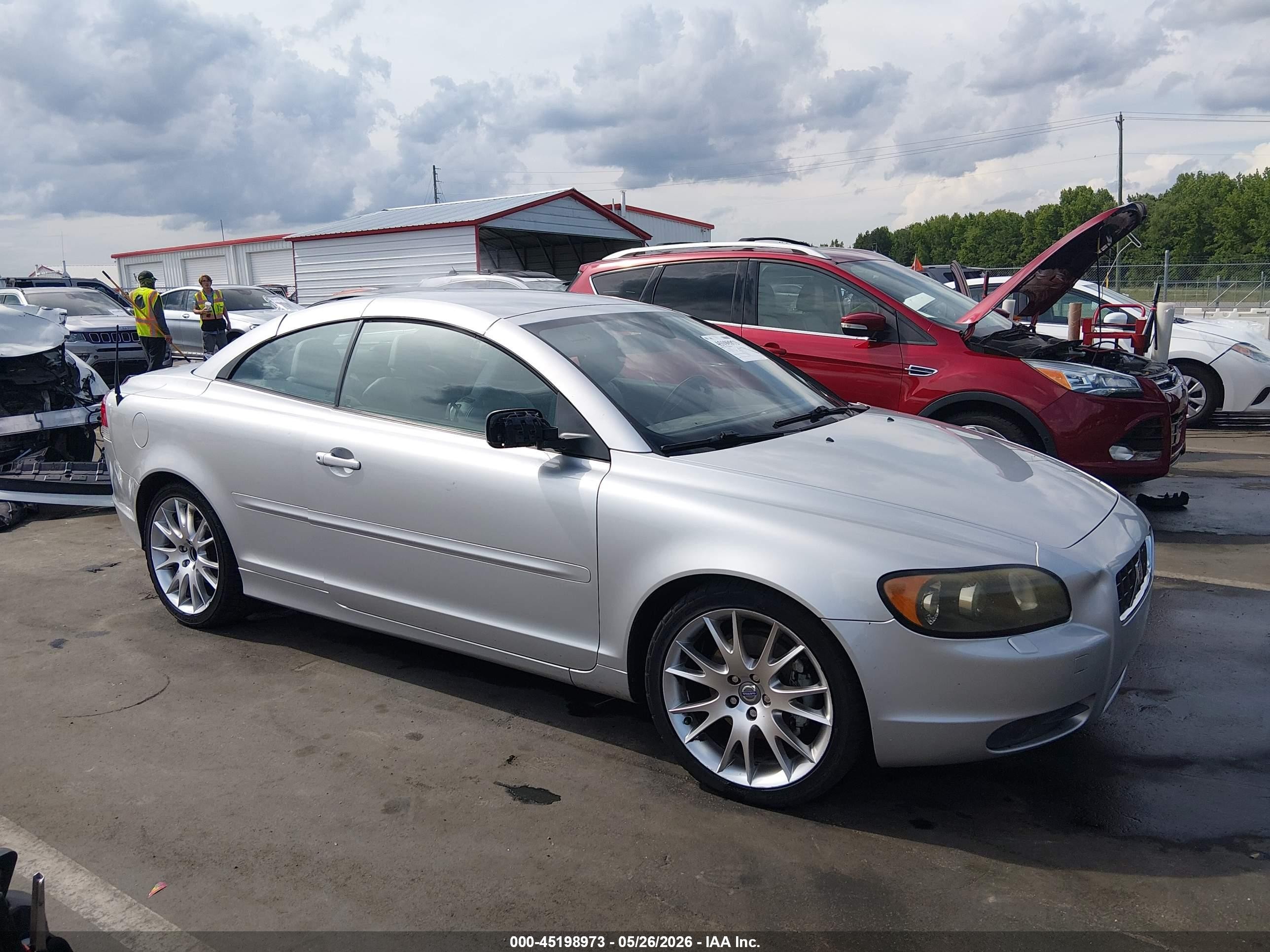 2007 Volvo C70 T5 Silver vin: YV1MC682X7J014357