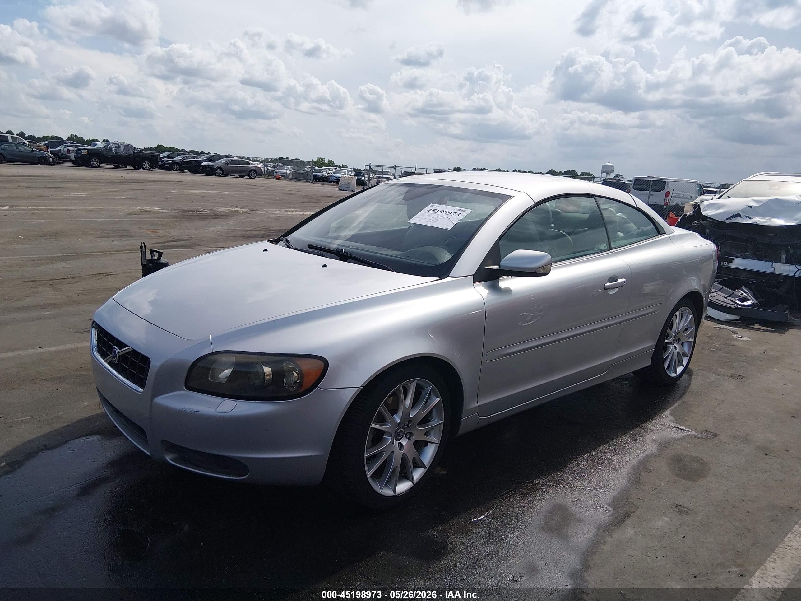 2007 Volvo C70 T5 Silver vin: YV1MC682X7J014357