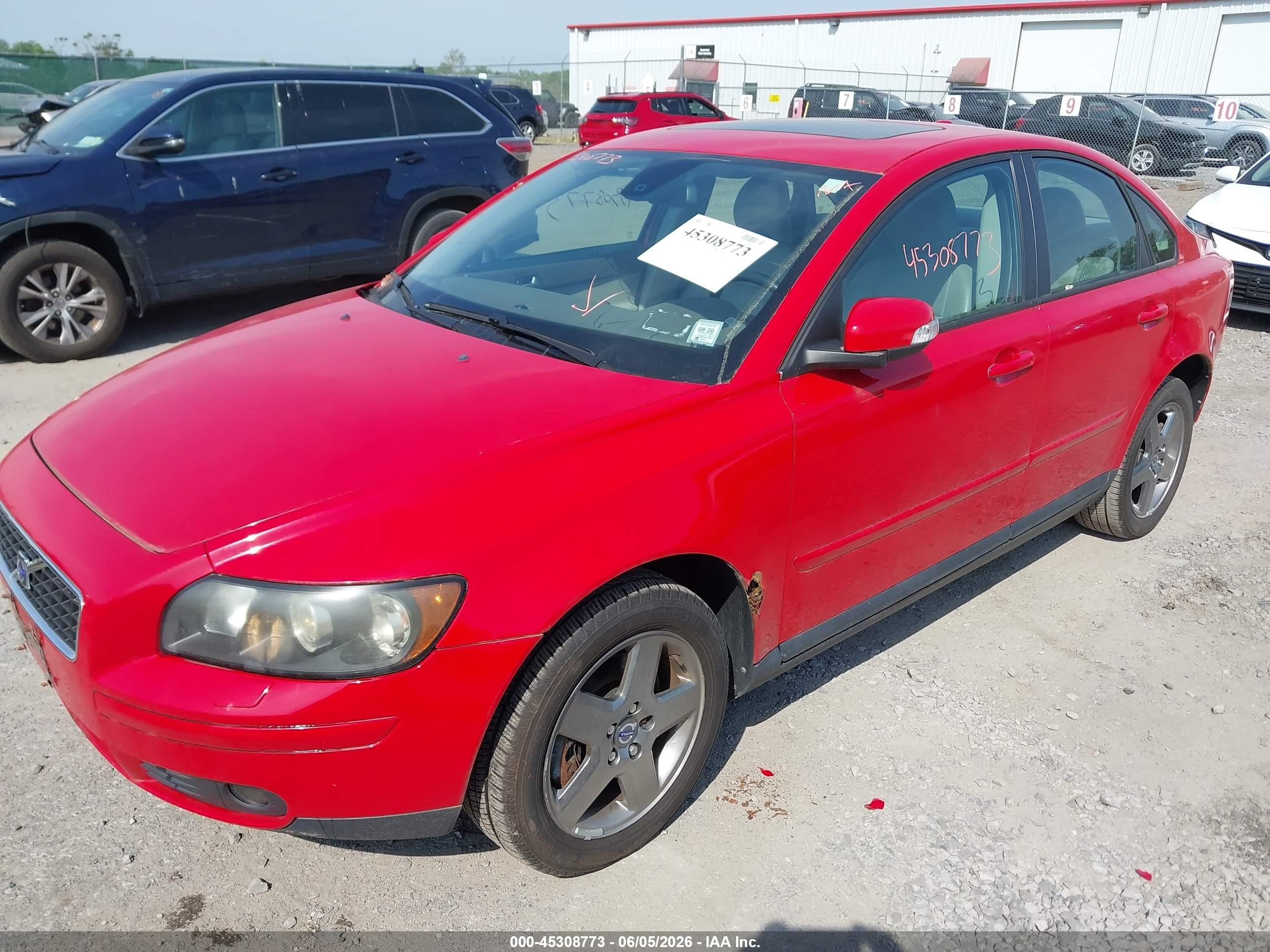 2007 Volvo S40 T5 Красный vin: YV1MH682372259920