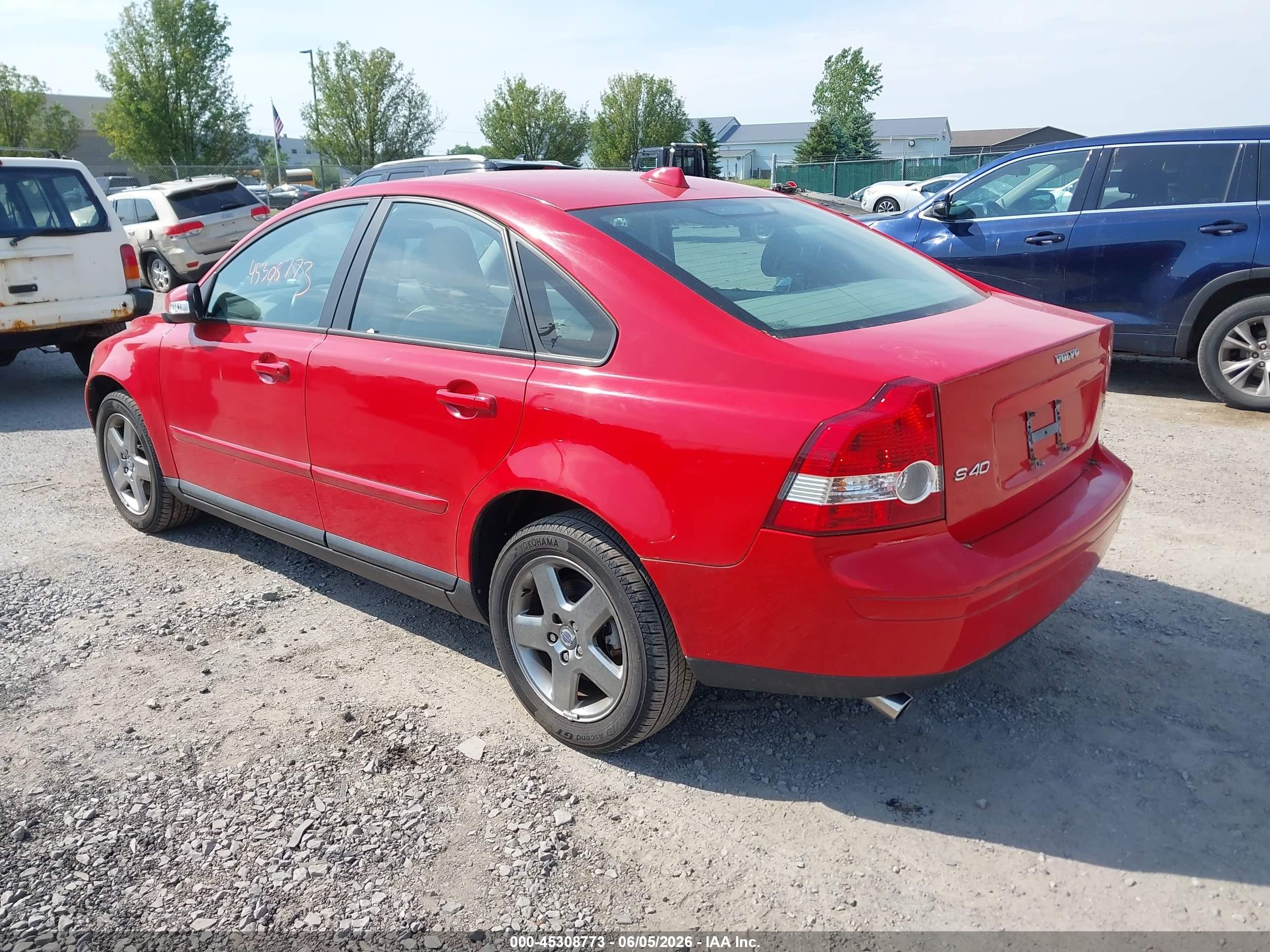 2007 Volvo S40 T5 Красный vin: YV1MH682372259920