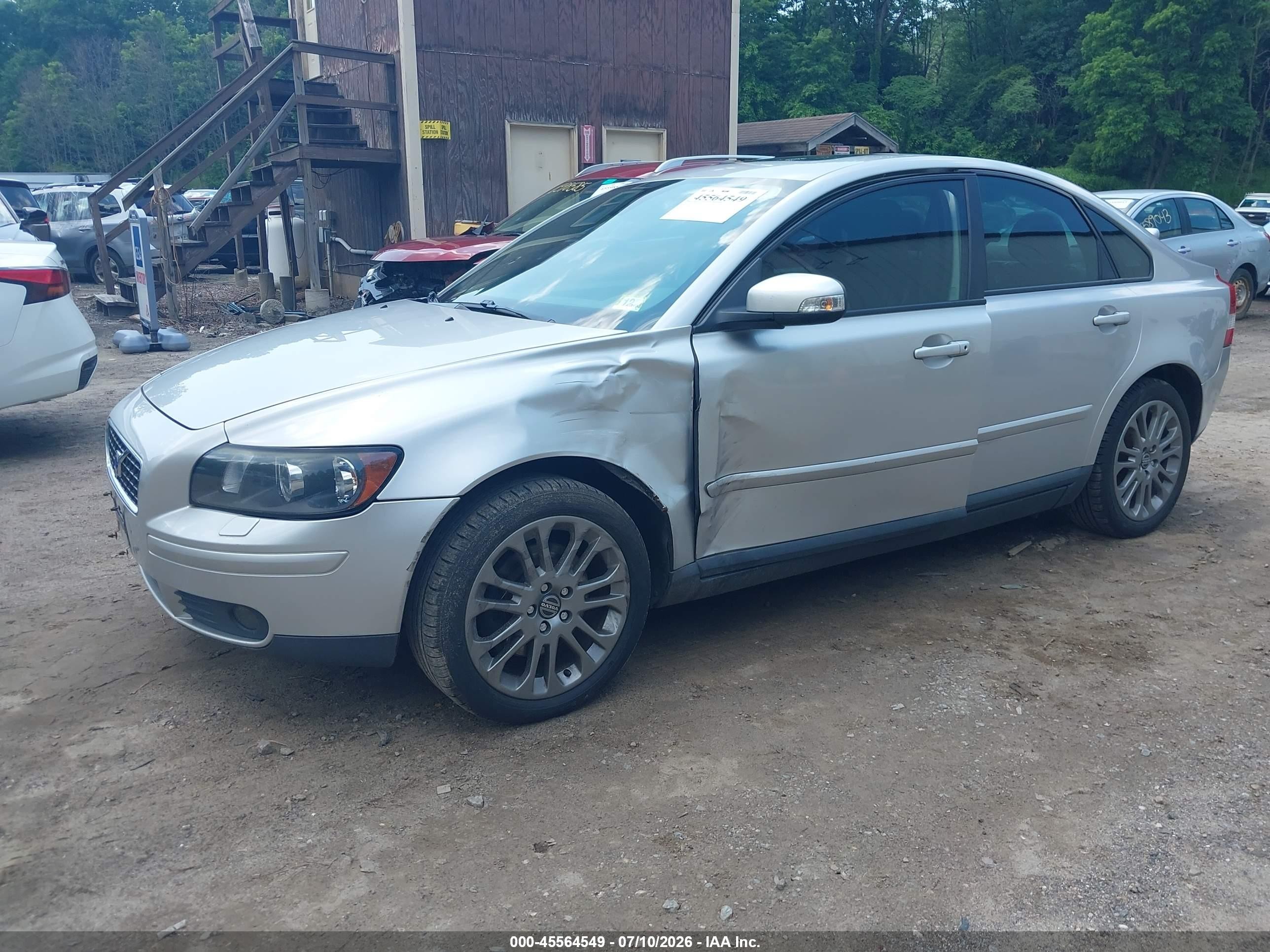 2007 Volvo S40 T5 Silver vin: YV1MH682372294439