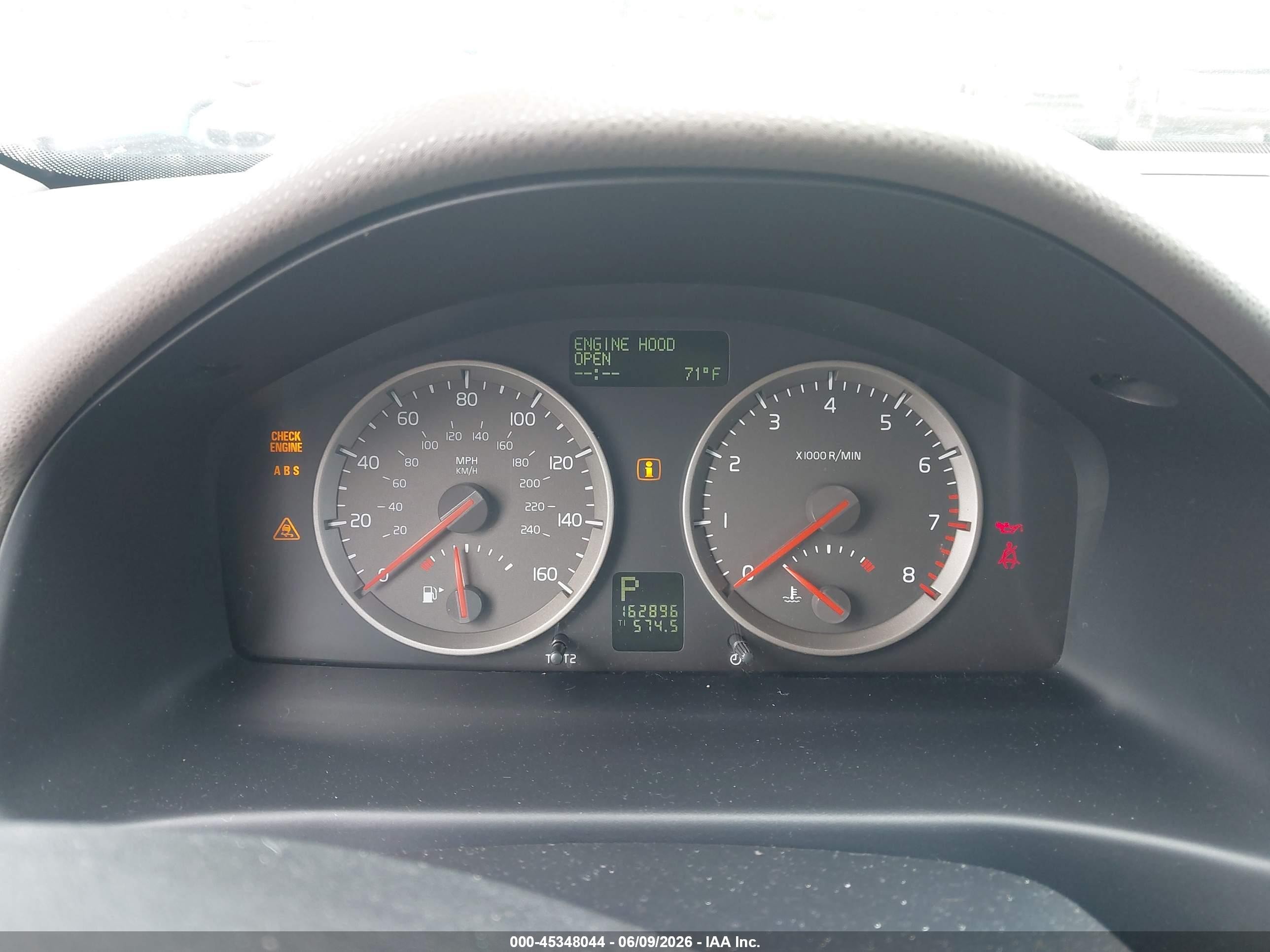 2007 Volvo S40 T5 White vin: YV1MH682372303852