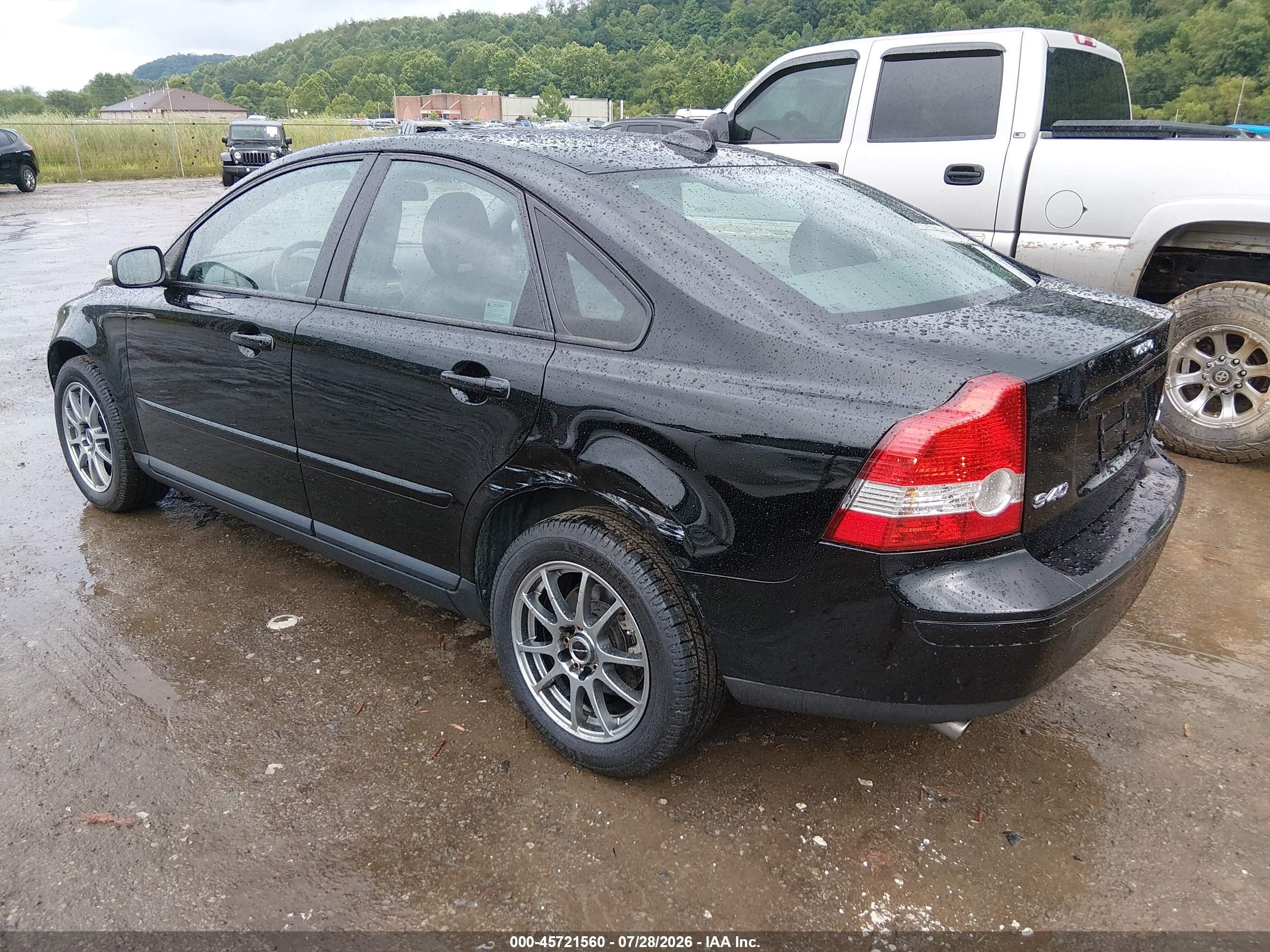 2007 Volvo S40 T5 Black vin: YV1MH682372304872