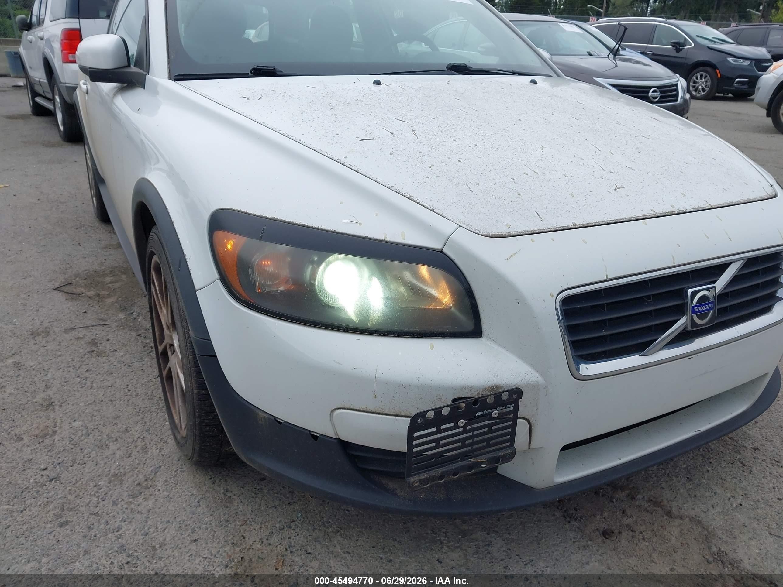 2008 Volvo C30 T5 R-design/t5 Version 1.0/t5 Version 2.0 White vin: YV1MK672182069005