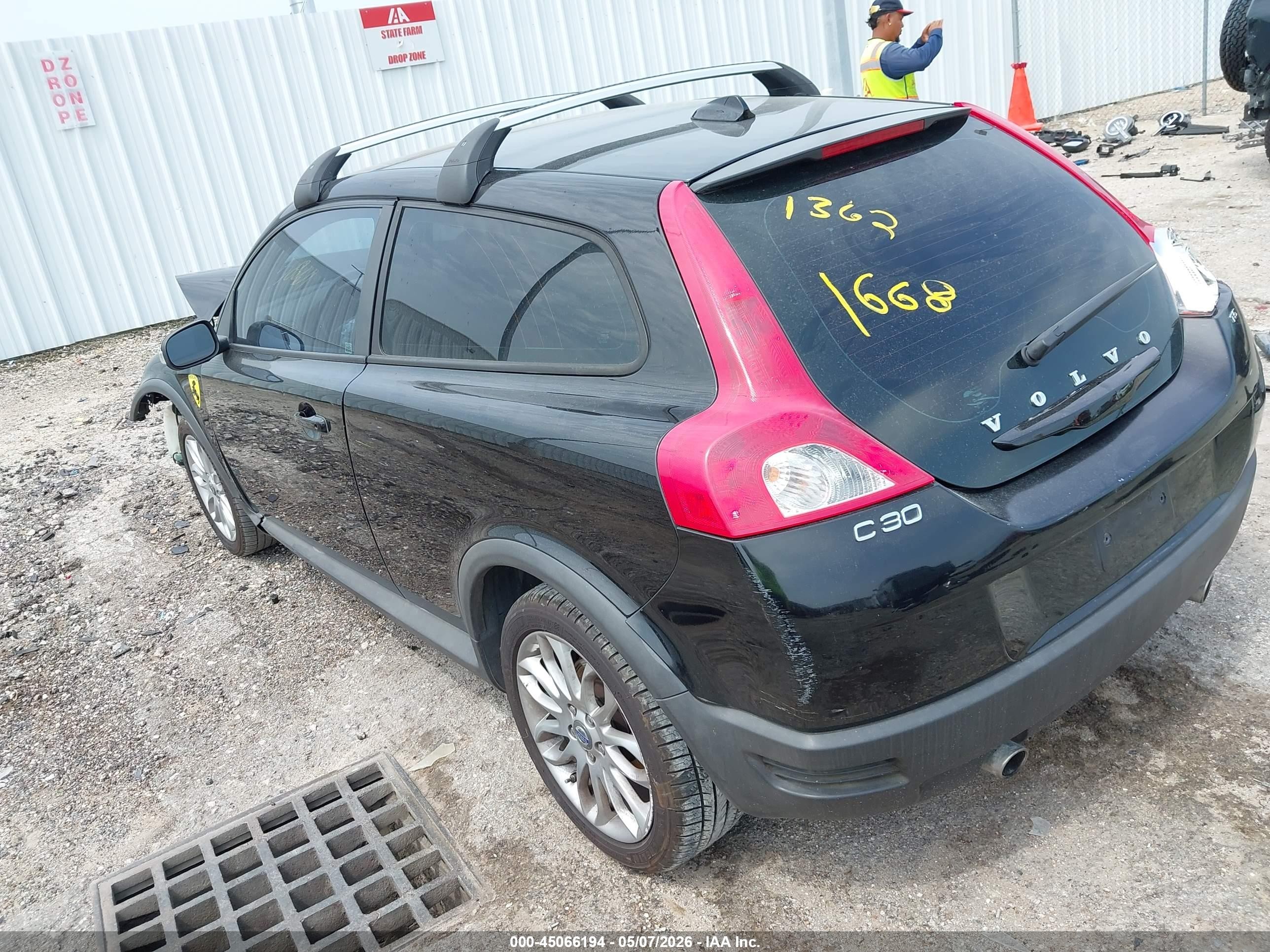 2009 Volvo C30 T5/t5 R-design Черный vin: YV1MK672292141668