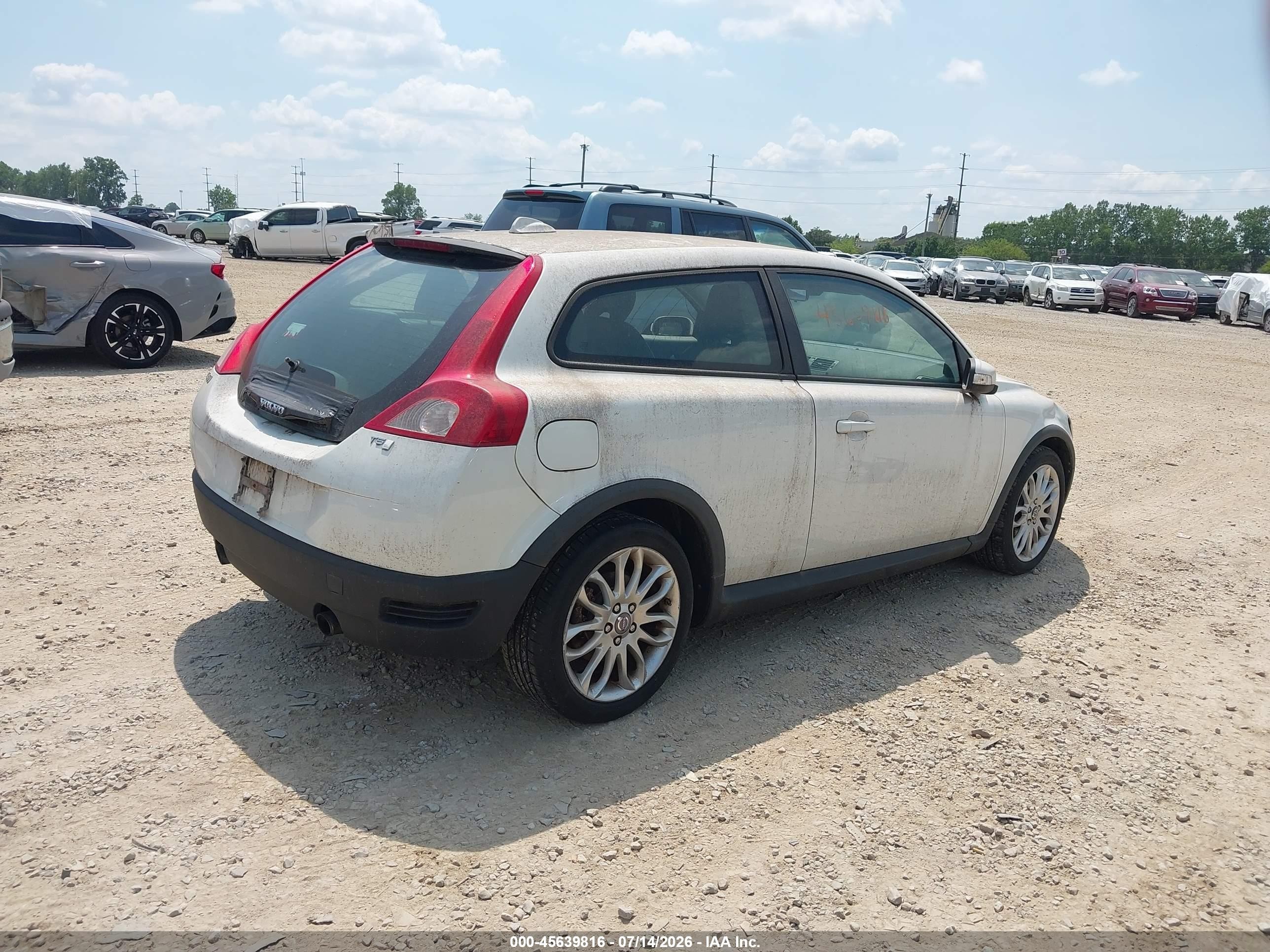 2008 Volvo C30 T5 R-design/t5 Version 1.0/t5 Version 2.0 White vin: YV1MK672382070267