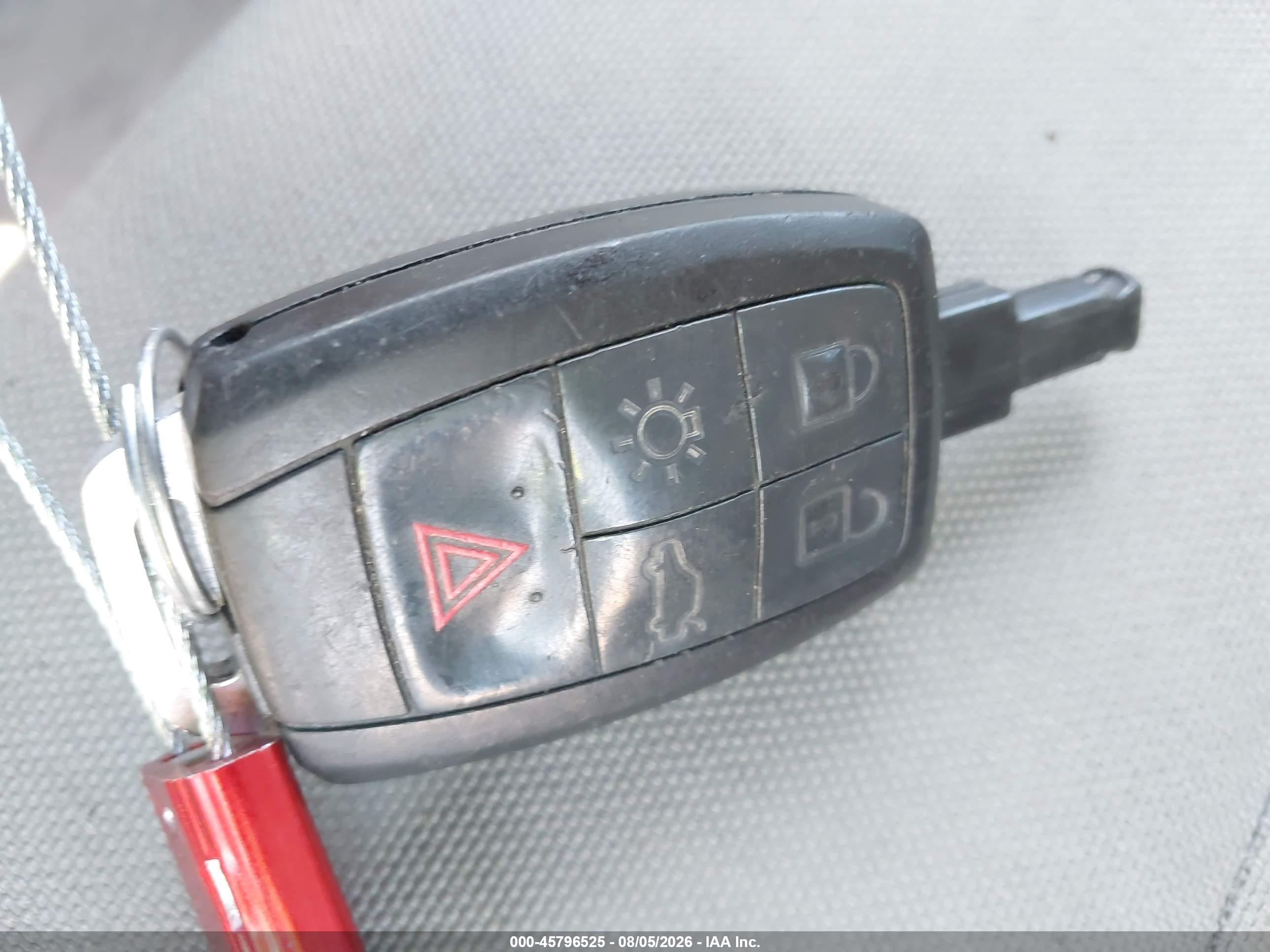 2008 Volvo C30 T5 R-design/t5 Version 1.0/t5 Version 2.0 Silver vin: YV1MK672382082077